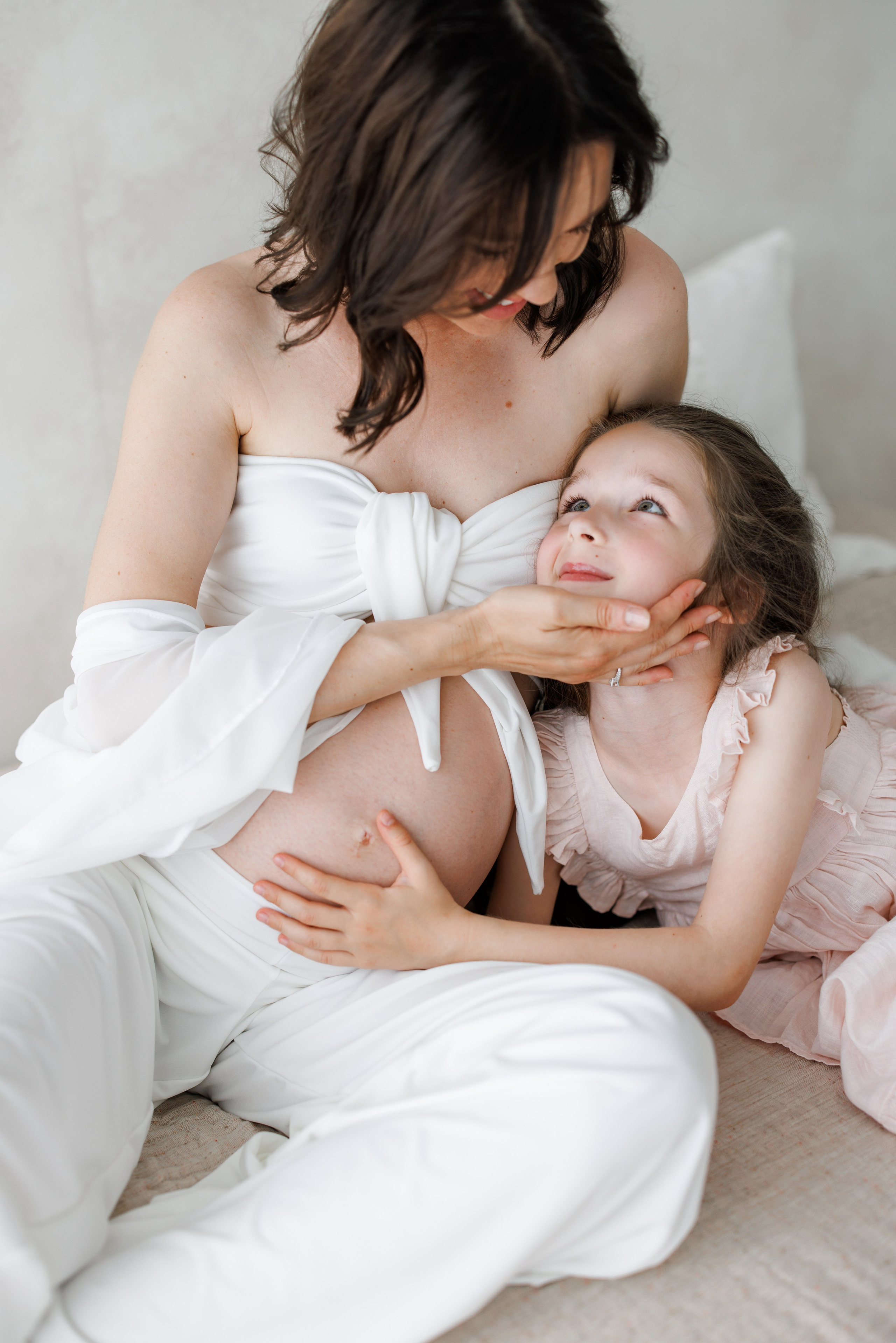 Professionelle Schwangerschaftsfotografie in Zürich & Uster — natürlich, modern und unvergesslich. Wedding and Family Photographer Switzerland and Italy. Valeria Diaz