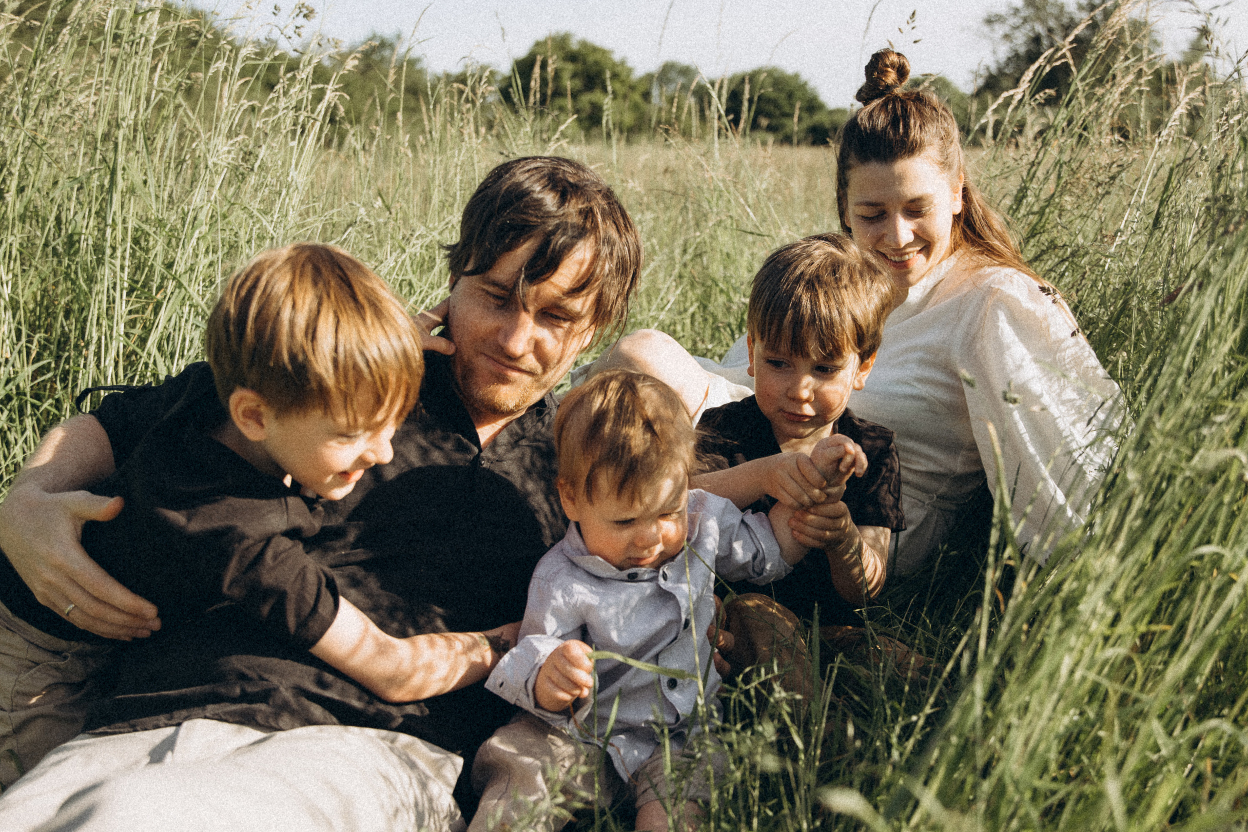 Familienfotos in der Natur. Familien & Hochzeitfotografin Nadja Holzmann