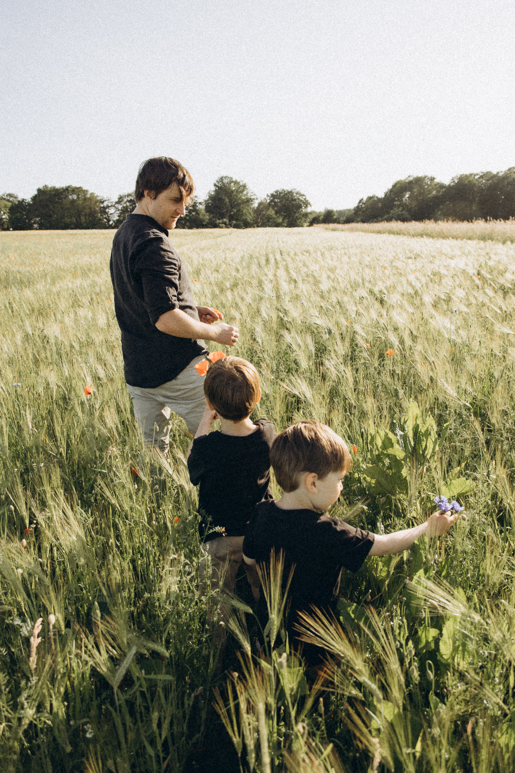 Familienfotos in der Natur. Familien & Hochzeitfotografin Nadja Holzmann