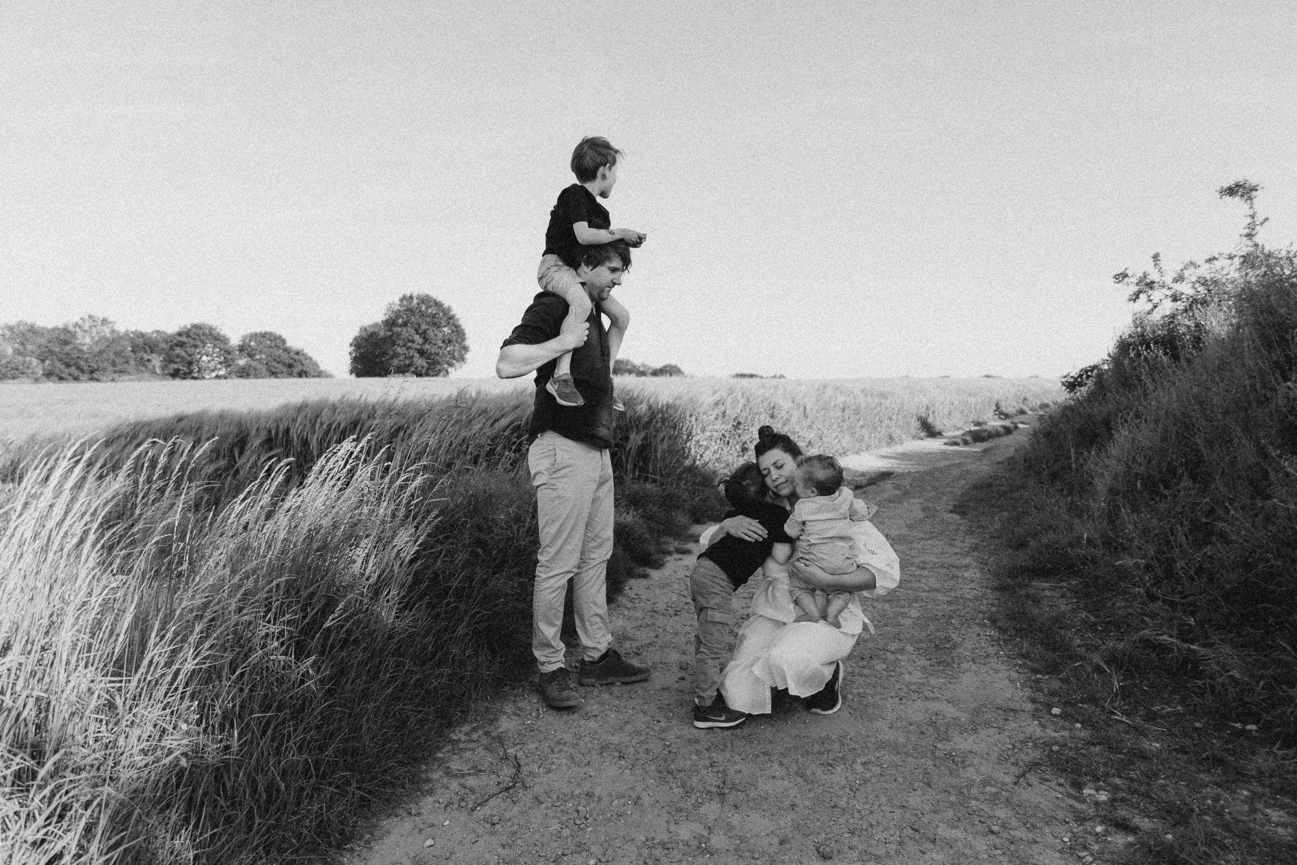 Familienfotos in der Natur. Familien & Hochzeitfotografin Nadja Holzmann