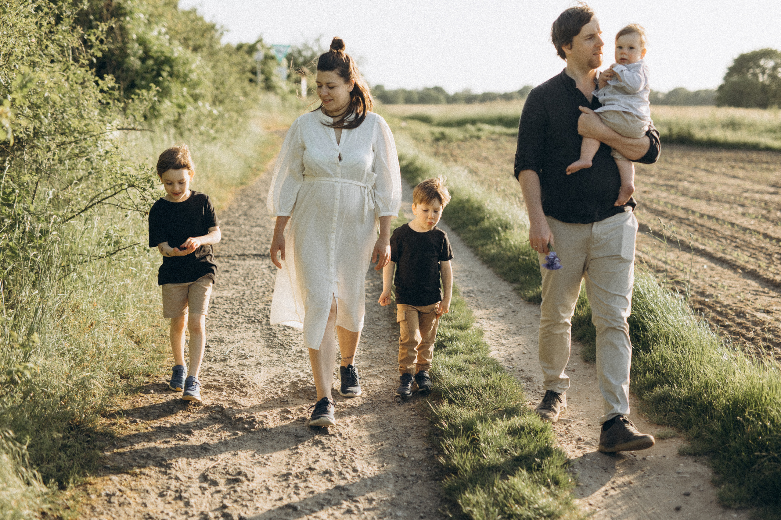 Familienfotos in der Natur. Familien & Hochzeitfotografin Nadja Holzmann