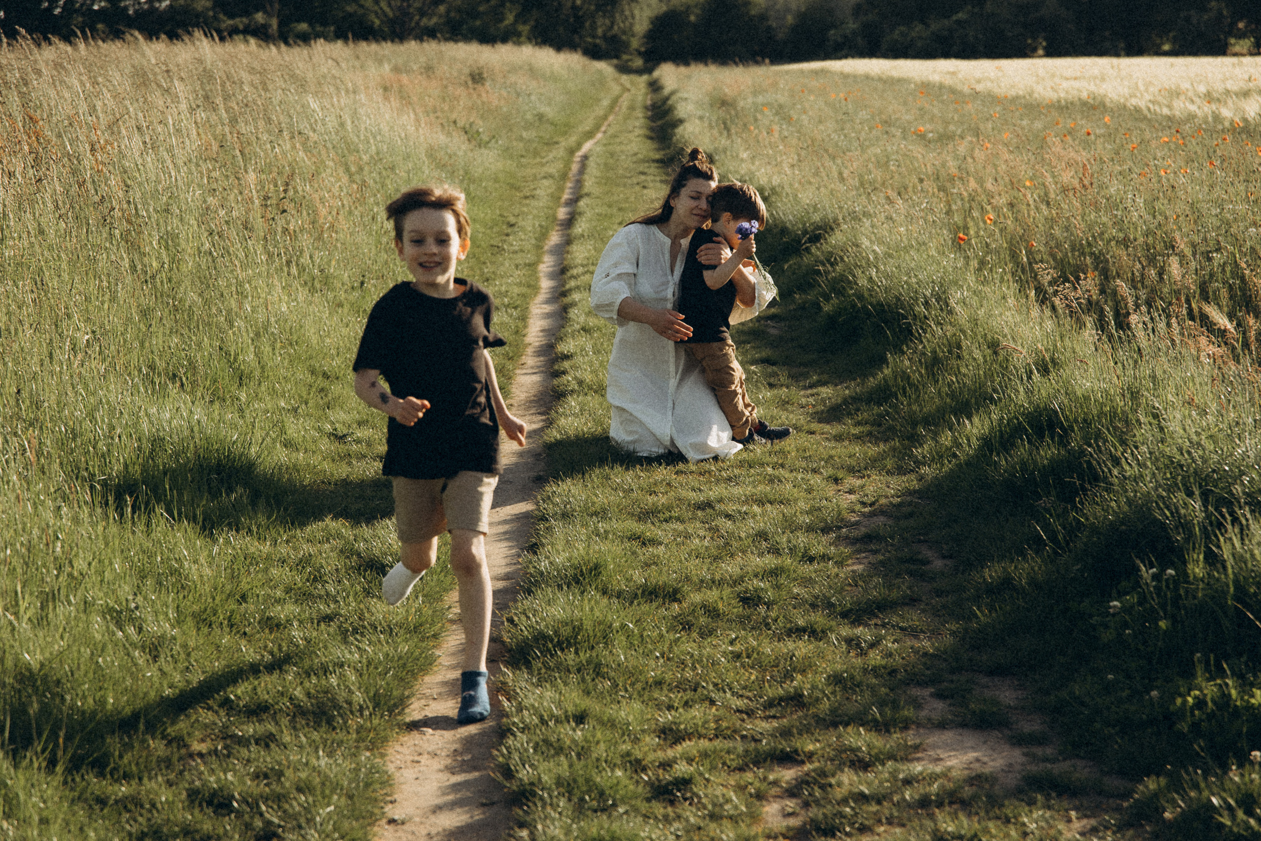 Familienfotos in der Natur. Familien & Hochzeitfotografin Nadja Holzmann