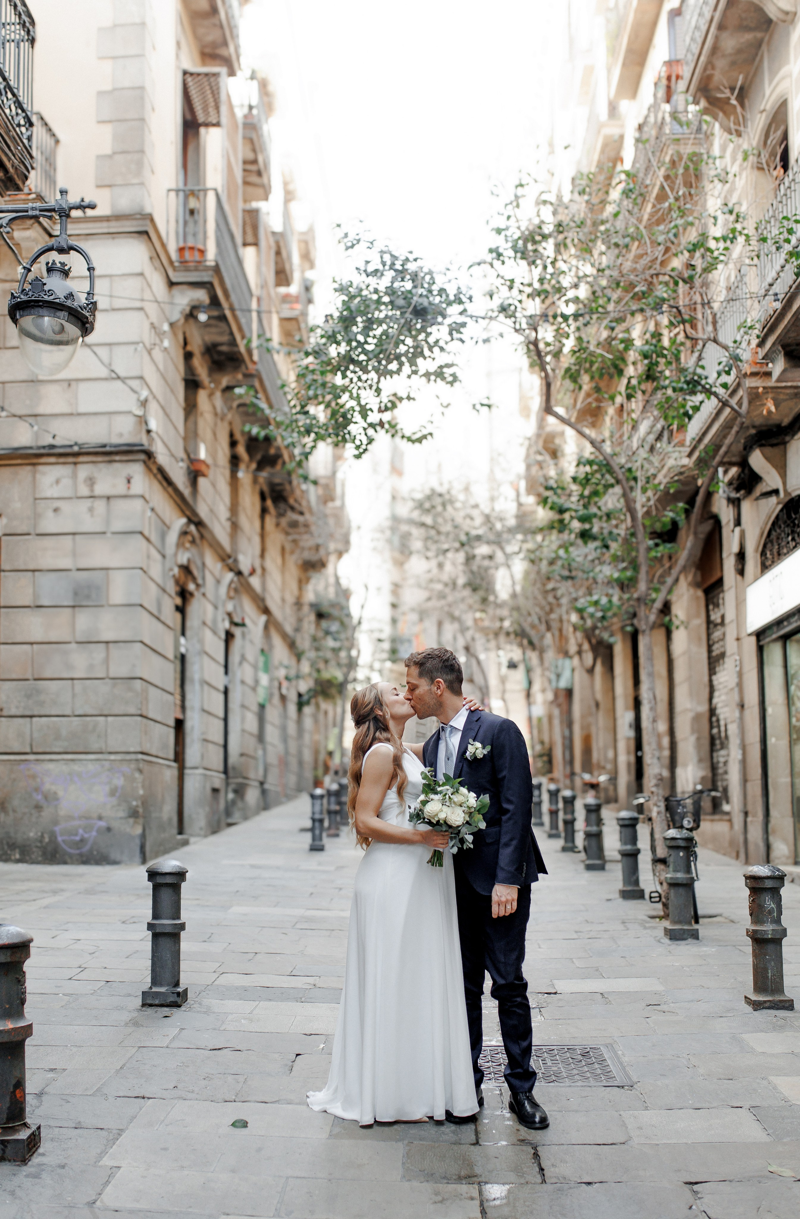 Katy & Tomm, City Wedding. Wedding Photographer in Barcelona Lana Alekhina