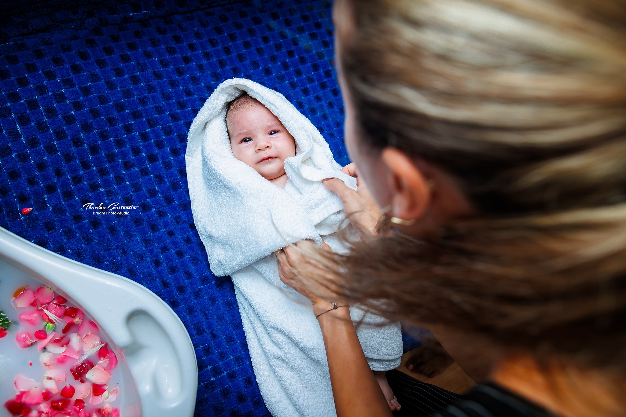 Botez. Dream Studio Galați – ședințe foto profesionale pentru familie, portrete și evenimente