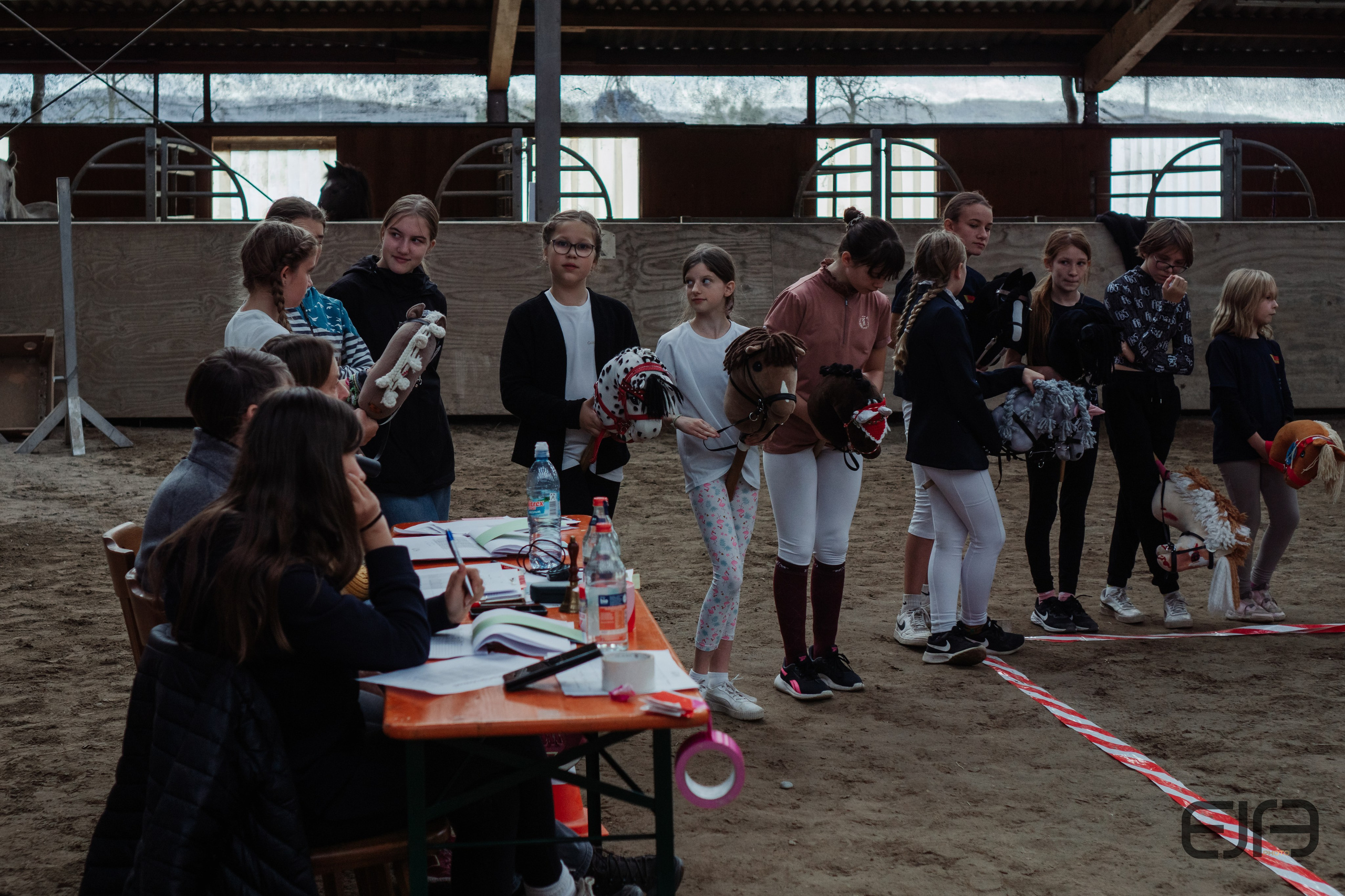 Hobby Horsing am Kaiserstuhl. Kreatives Design & Fotografie – Dein Partner für starke visuelle Auftritte