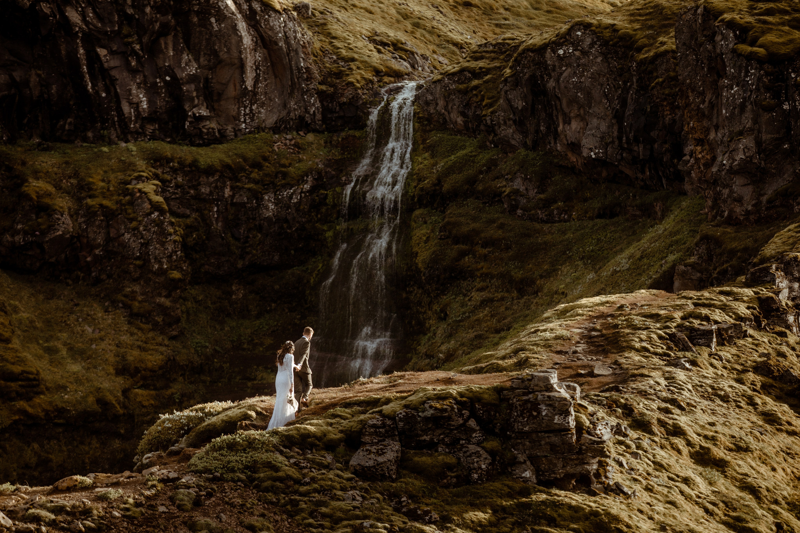 Top 10 best wedding venues in Iceland. Iceland elopement photographer & videographer