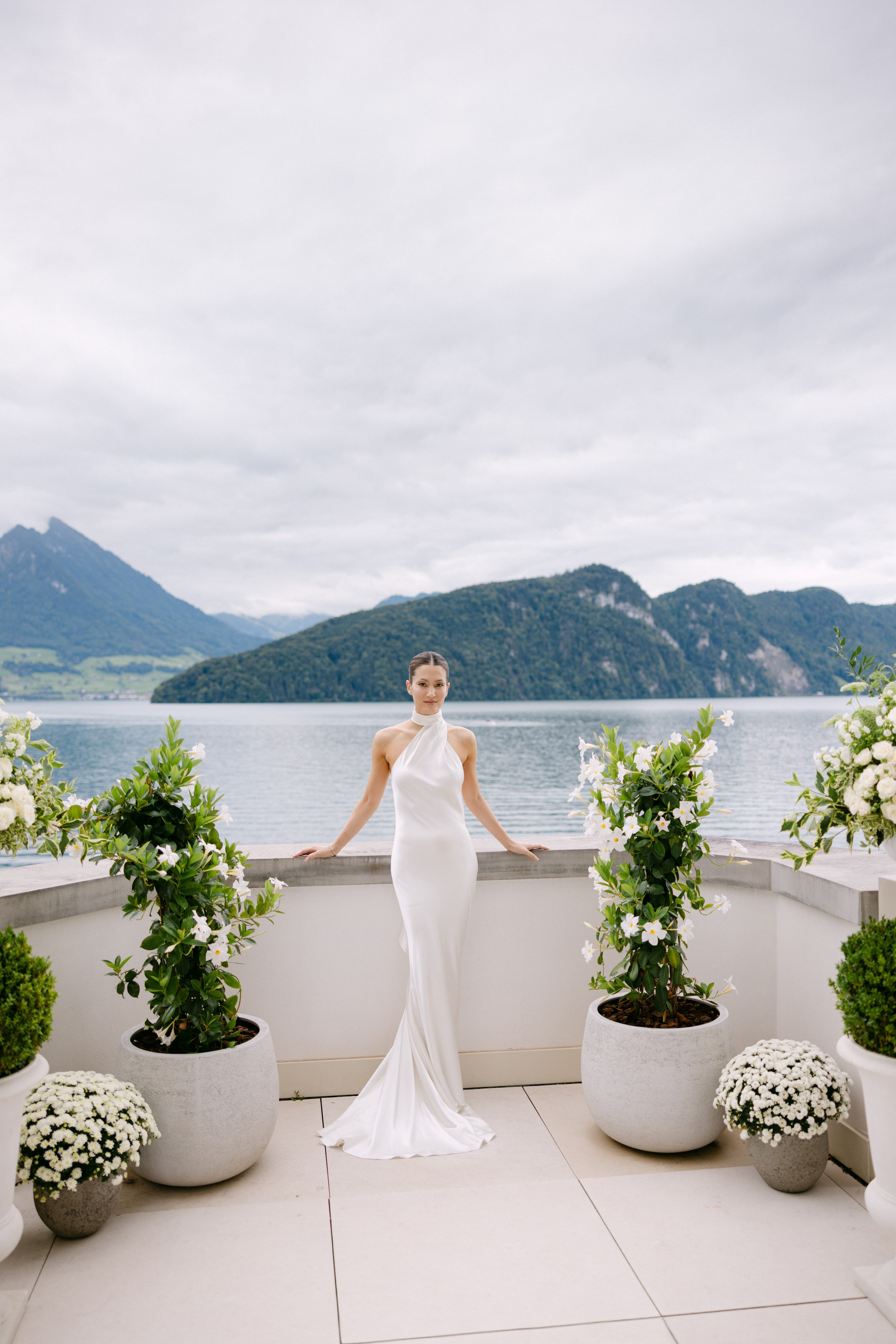 Intimate wedding at Parkhotel Vitznau on Lake Lucerne. Wedding and Family Photographer Switzerland and Italy. Valeria Diaz