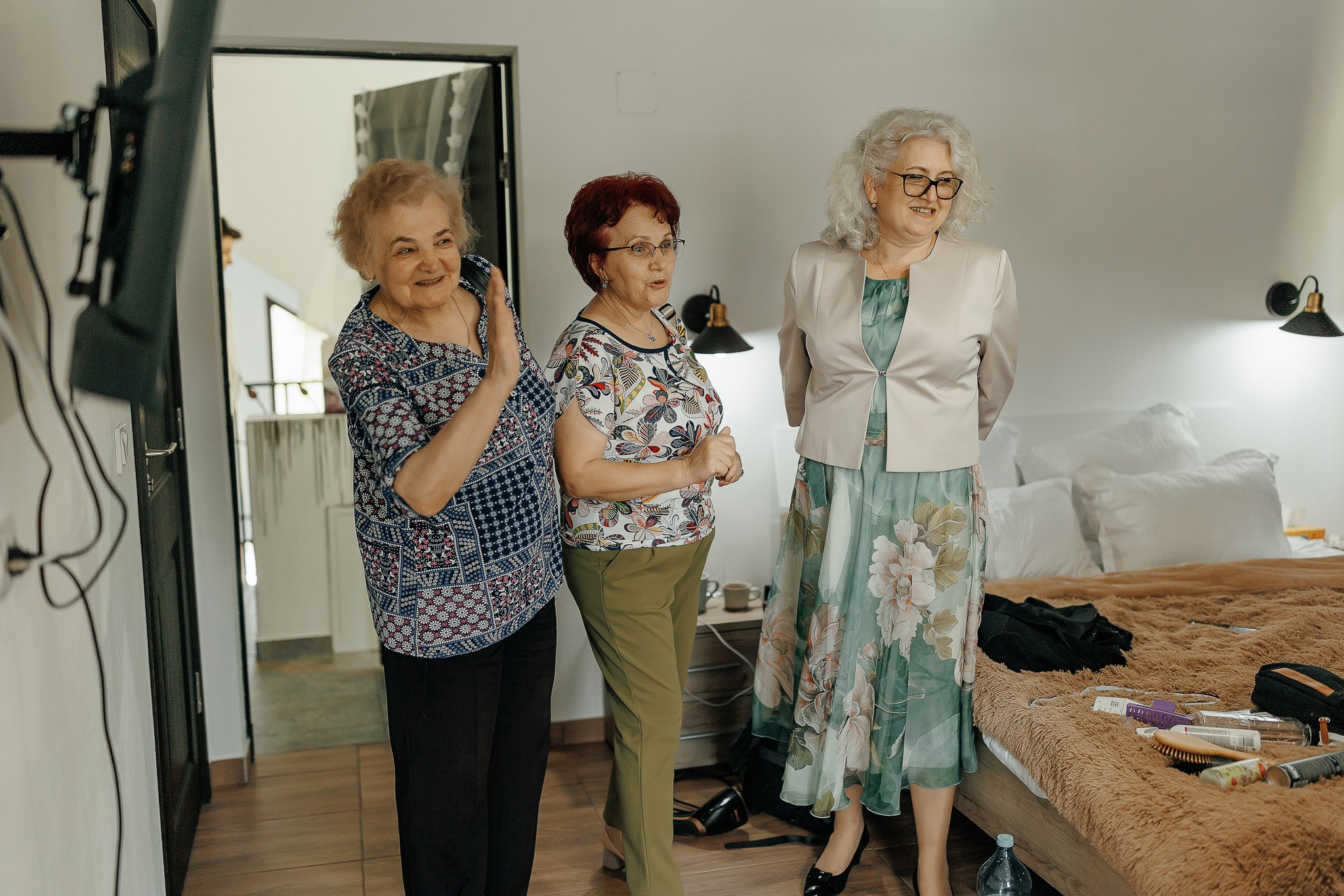 Radu si Diana. Wedding photographer and videographer