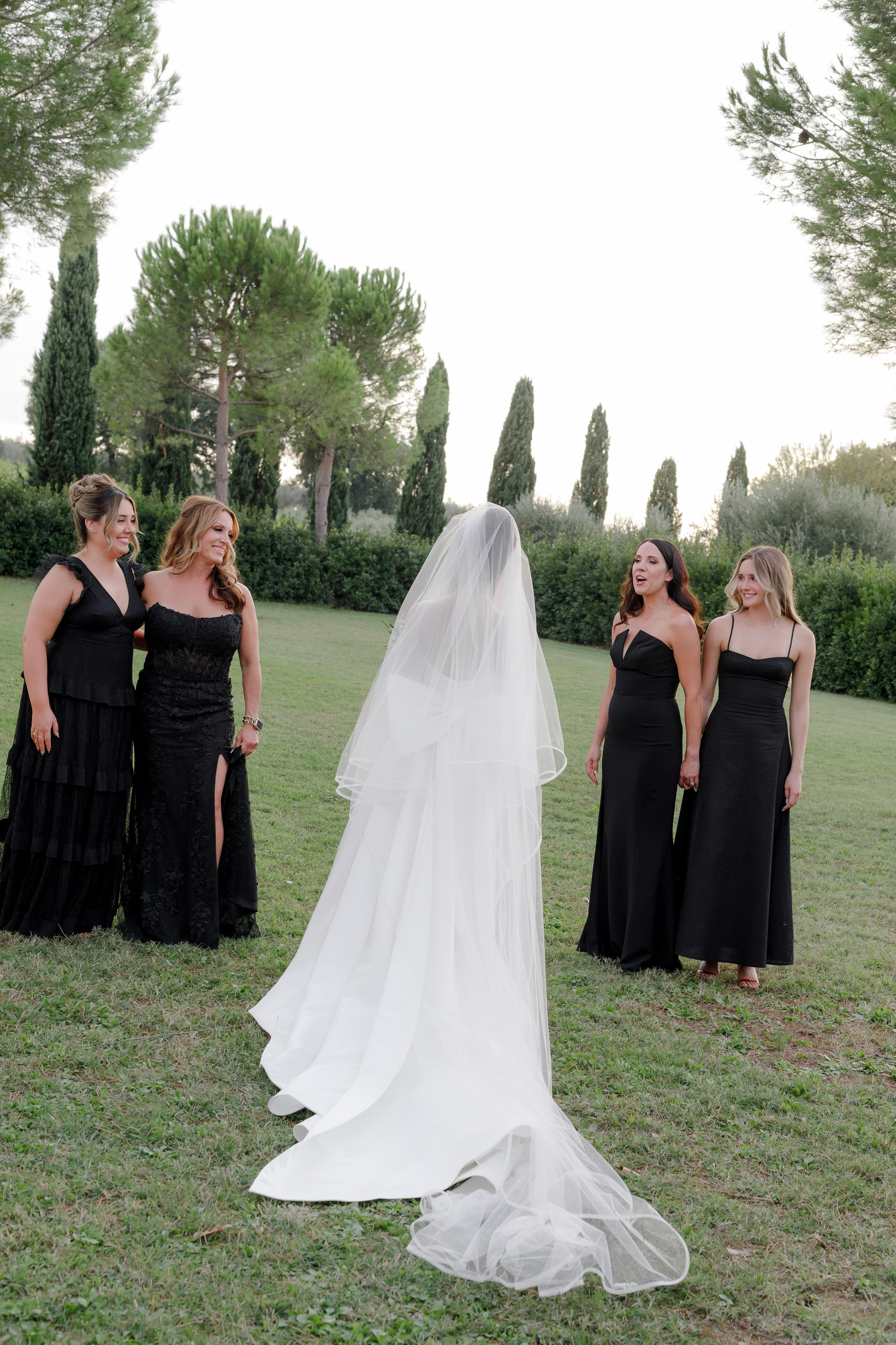 Dom&Ally. Wedding photographer Italy