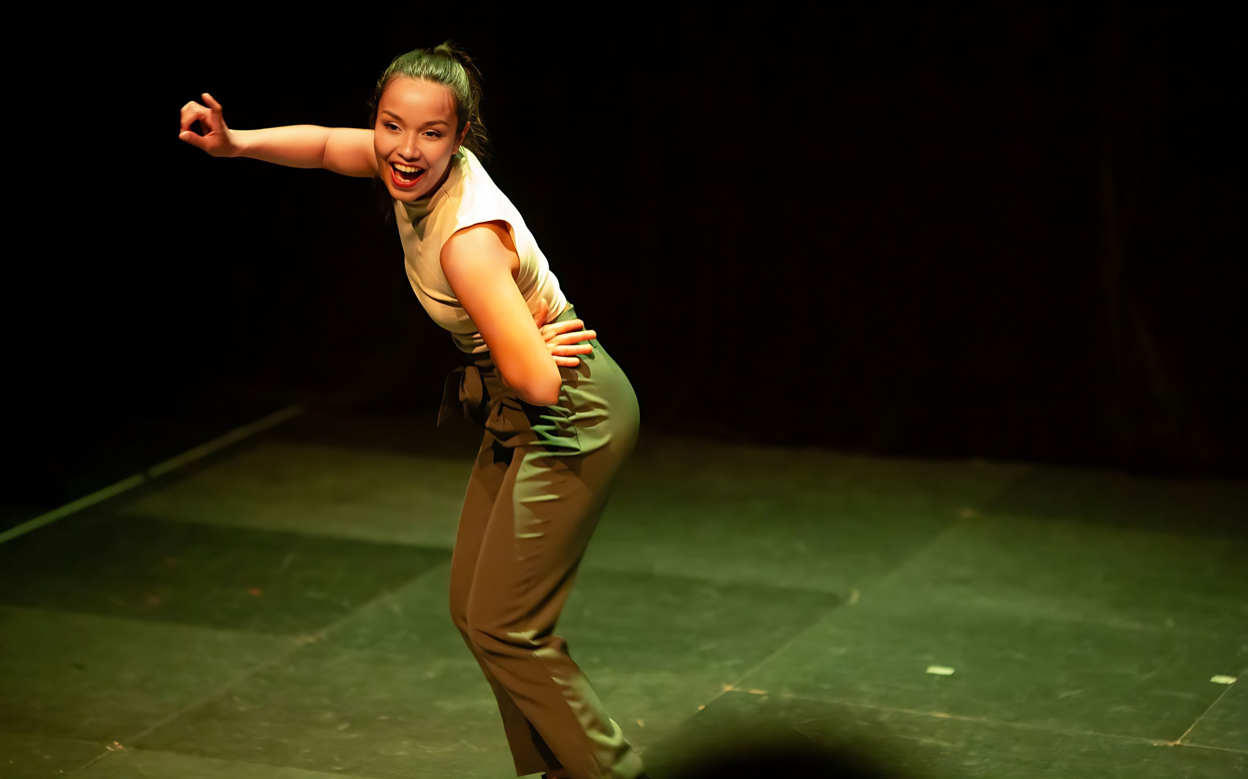 PLANET DANCE SPECTAKLE 2024. Portret photographer in Switzerland Artur Magpie