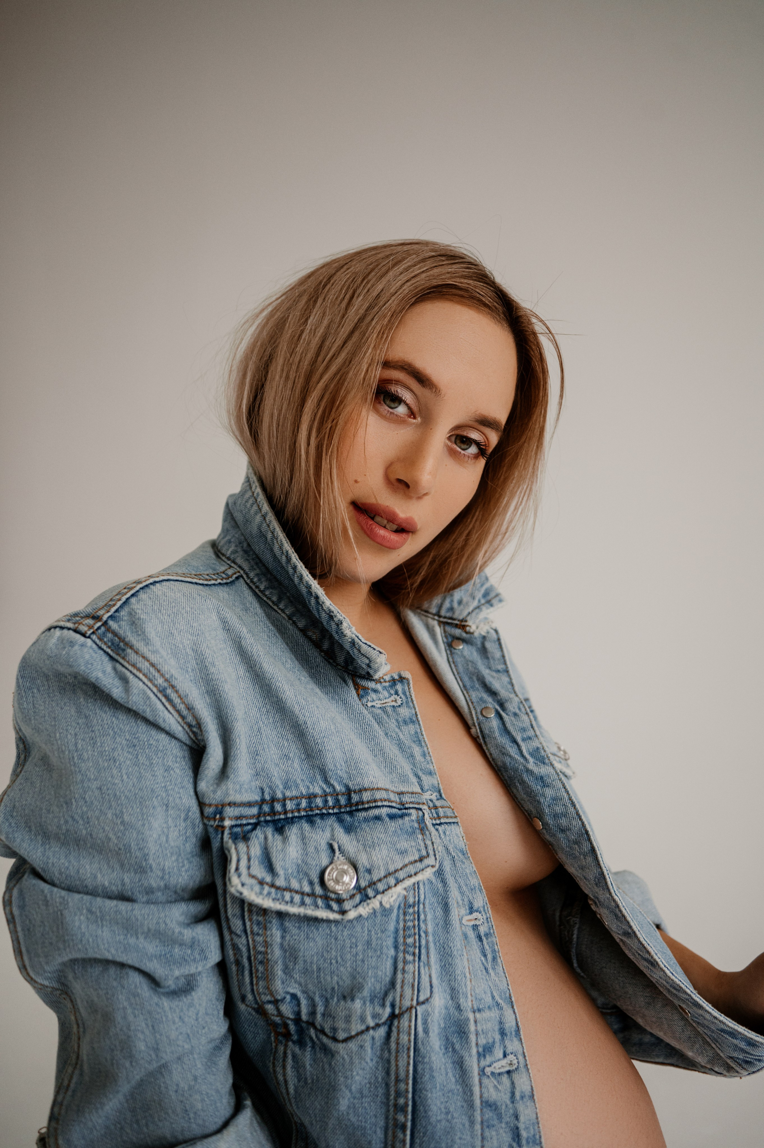 Jonas & Anja. ANNA-MARIA PHOTO CONTENT CREATOR — photographer, aesthete, artist, and visual expert for Instagram in Prague