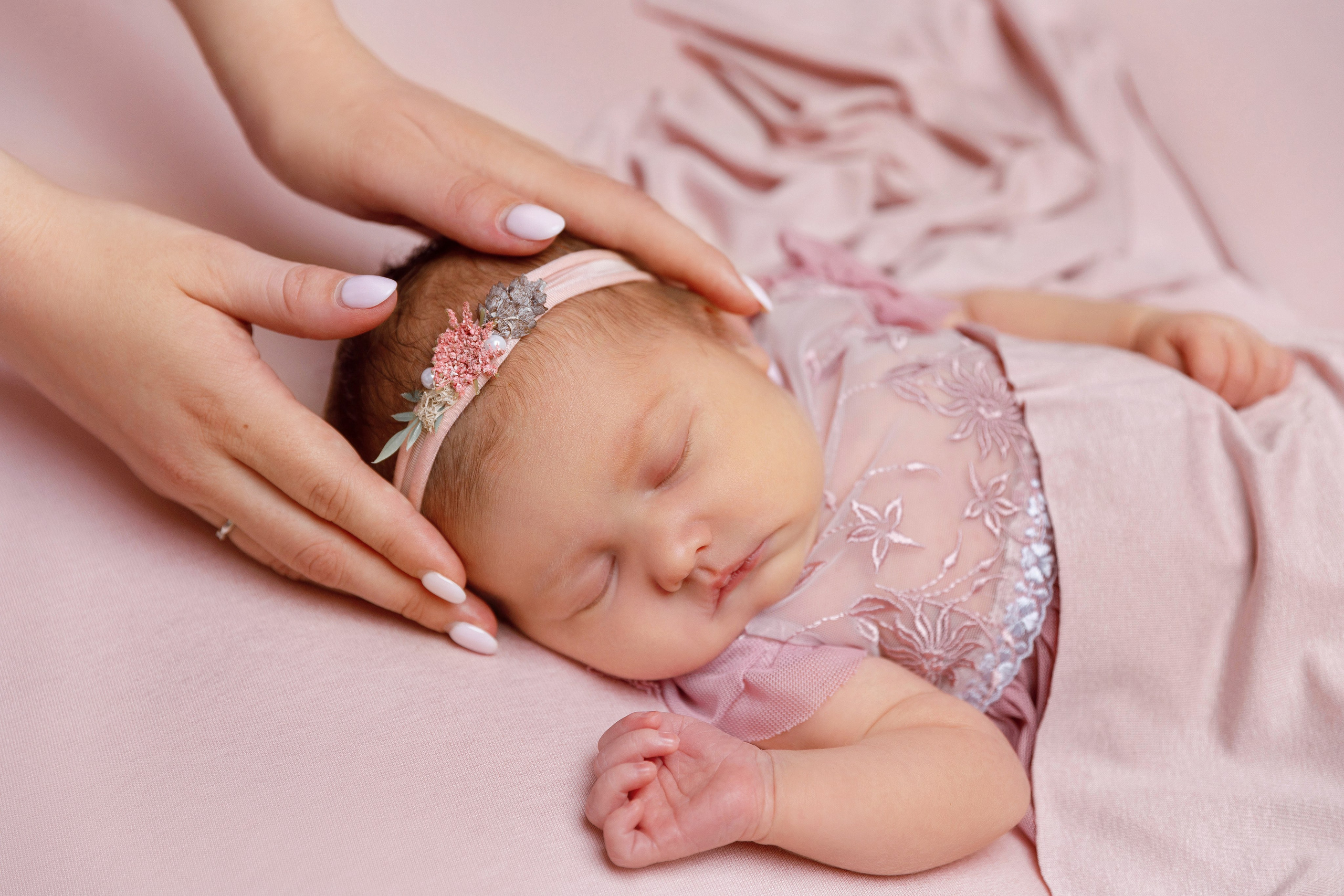 NEWBORN. Silvia Stamati Photography Helsinki