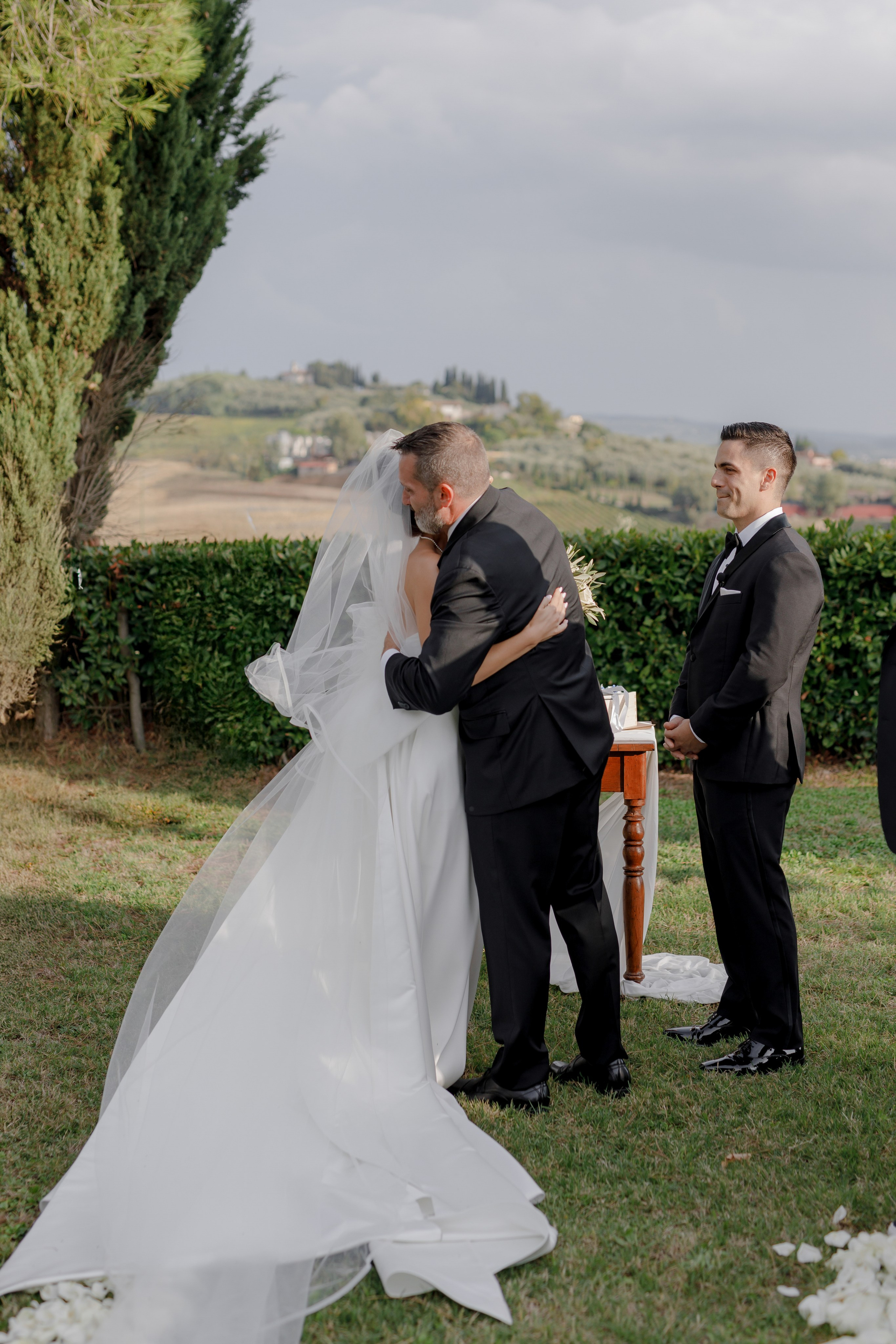 Dom&Ally. Wedding photographer Italy