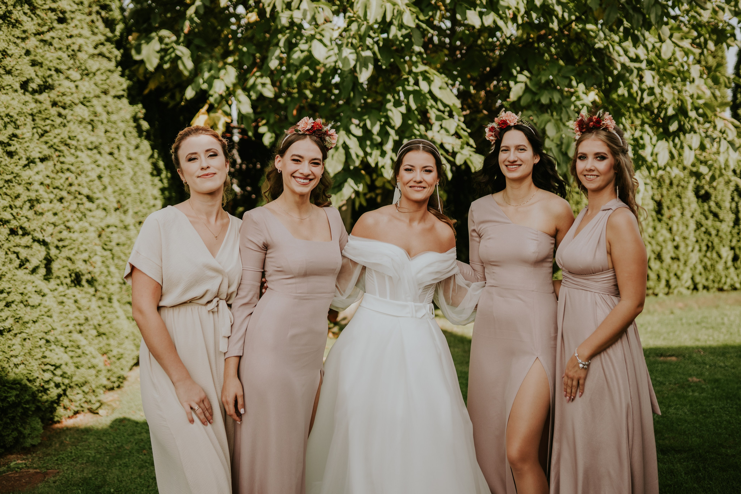 Sala Koralowa w Jaworzu: Opowieść o ślubie Nikoli i Kacpra. Karkowskafoto - fotografia miłości