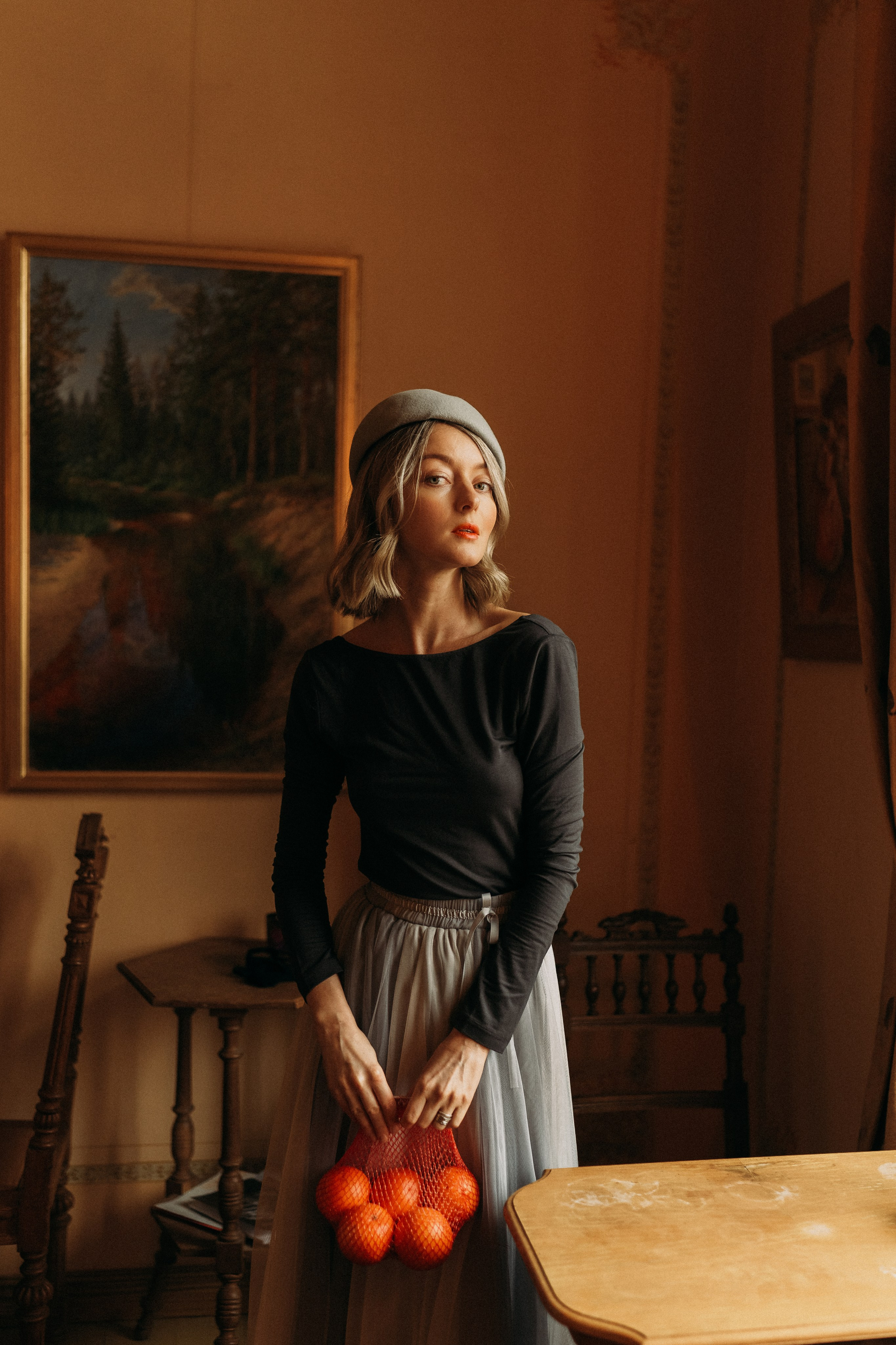 Woman phoshoot. Wedding and portrait photographer in Helsinki Vickan O