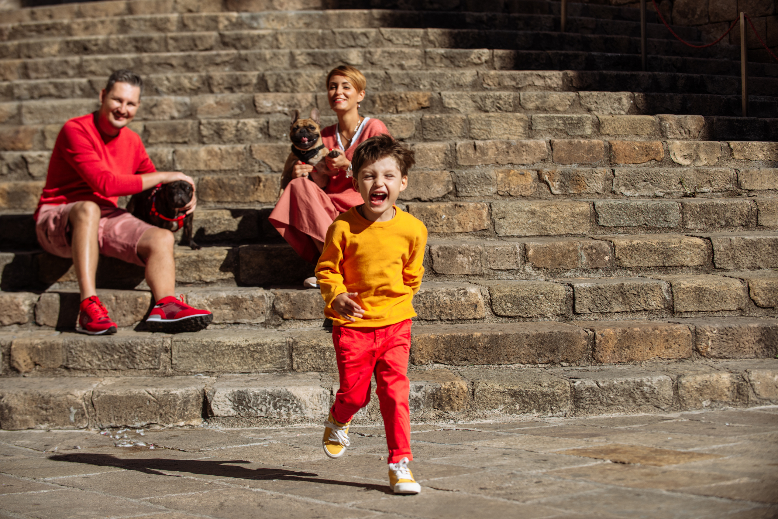 Olga Nail y pequeño Nikó. Professional photography services in Barcelona by Ekaterina Gasanova