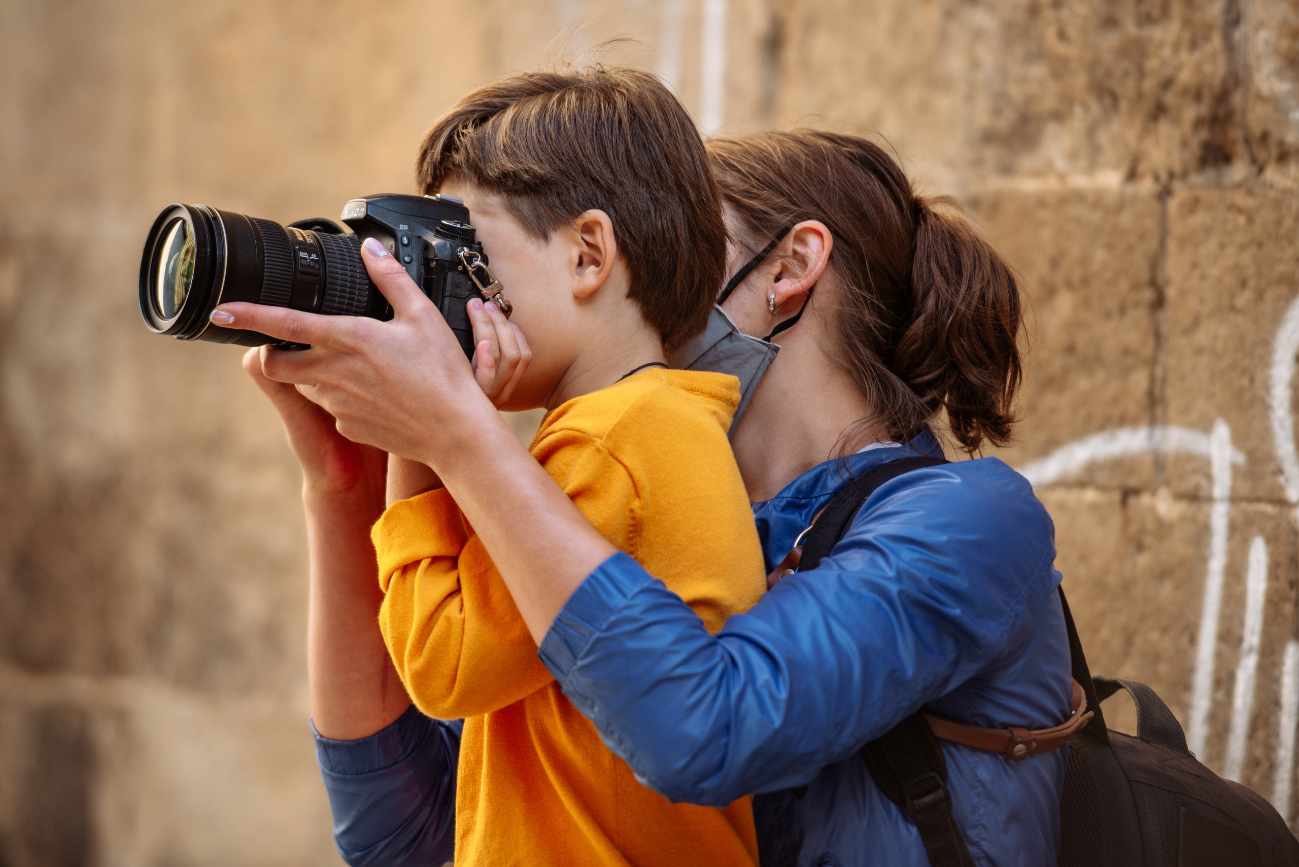 Olga Nail y pequeño Nikó. Professional photography services in Barcelona by Ekaterina Gasanova