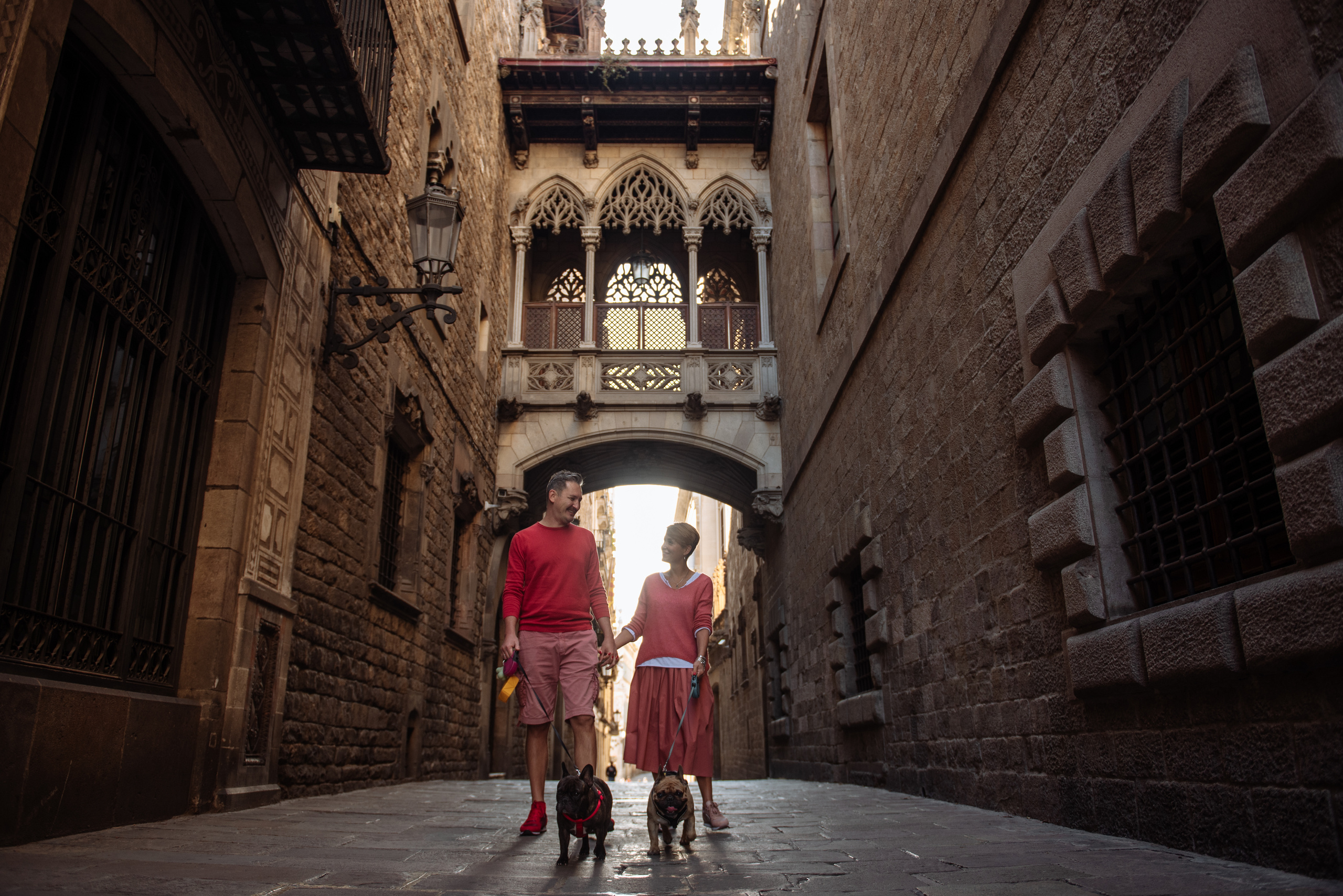 Olga Nail y pequeño Nikó. Professional photography services in Barcelona by Ekaterina Gasanova