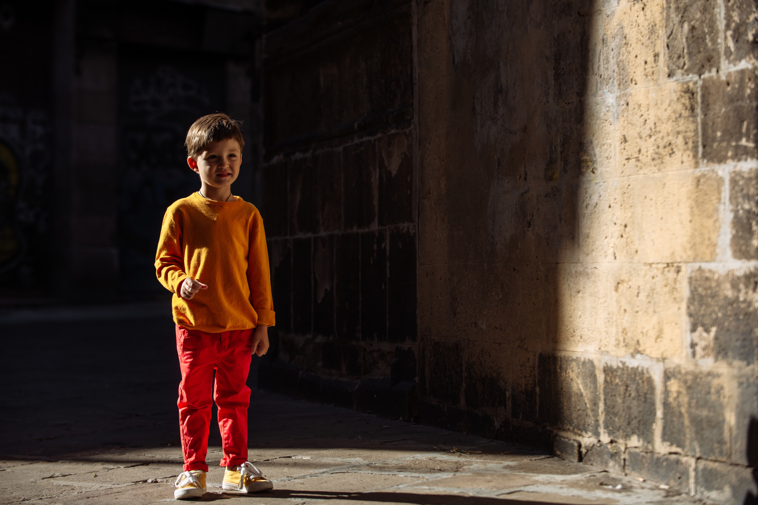 Olga Nail y pequeño Nikó. Professional photography services in Barcelona by Ekaterina Gasanova