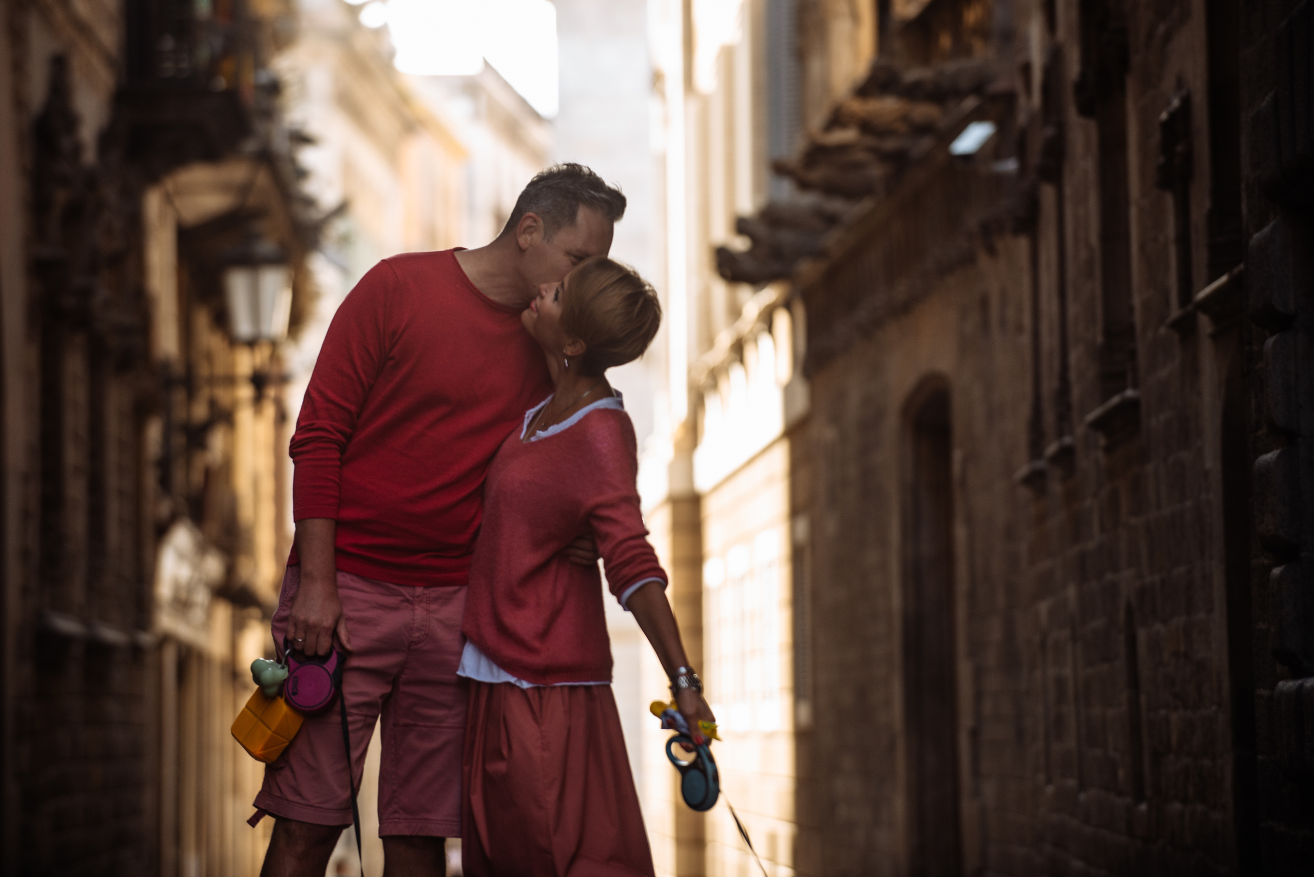 Olga Nail y pequeño Nikó. Professional photography services in Barcelona by Ekaterina Gasanova