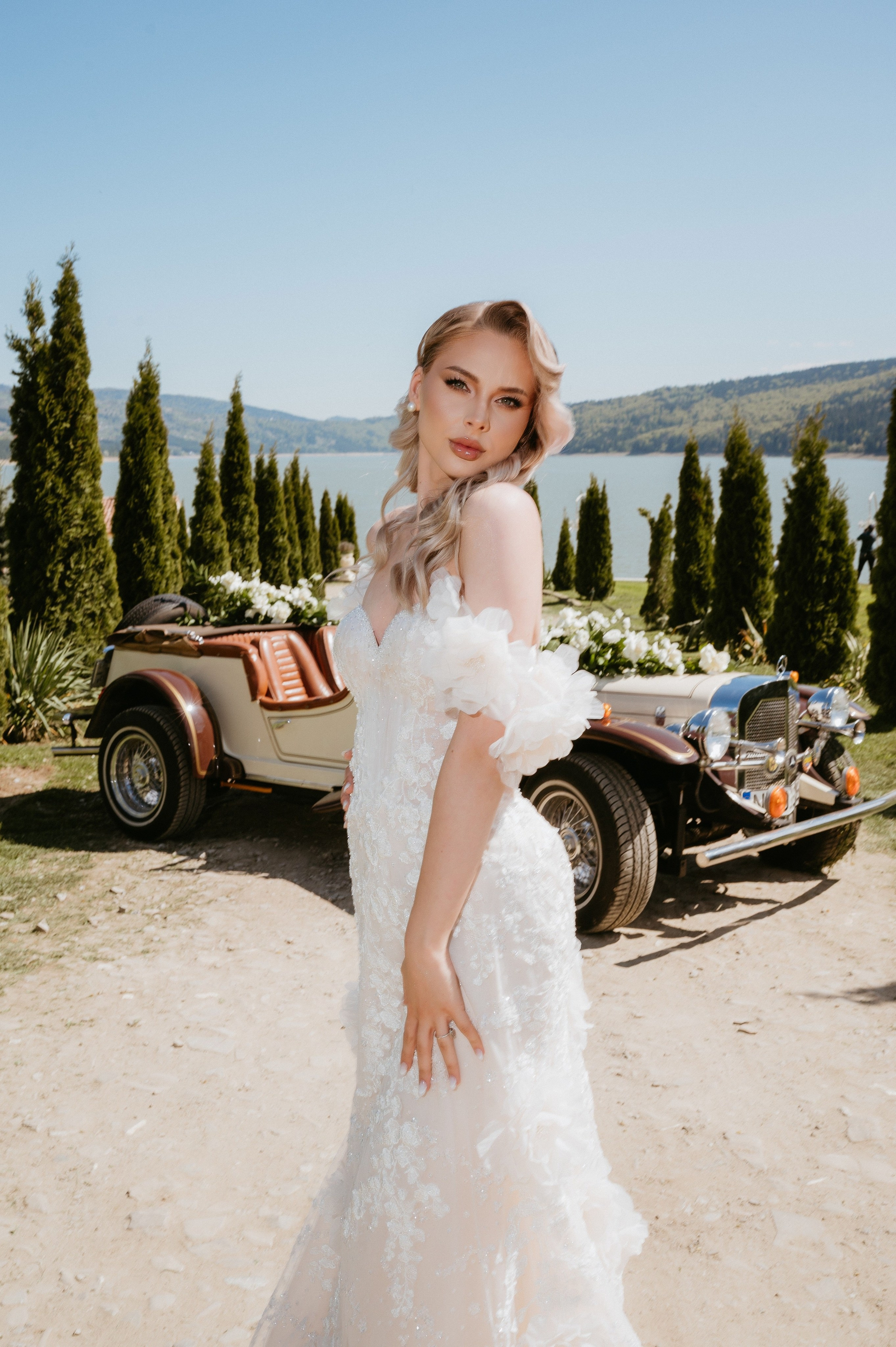 Cristina – Ședință foto editorială cu vibe fashion. Valentin Melen — wedding photographer