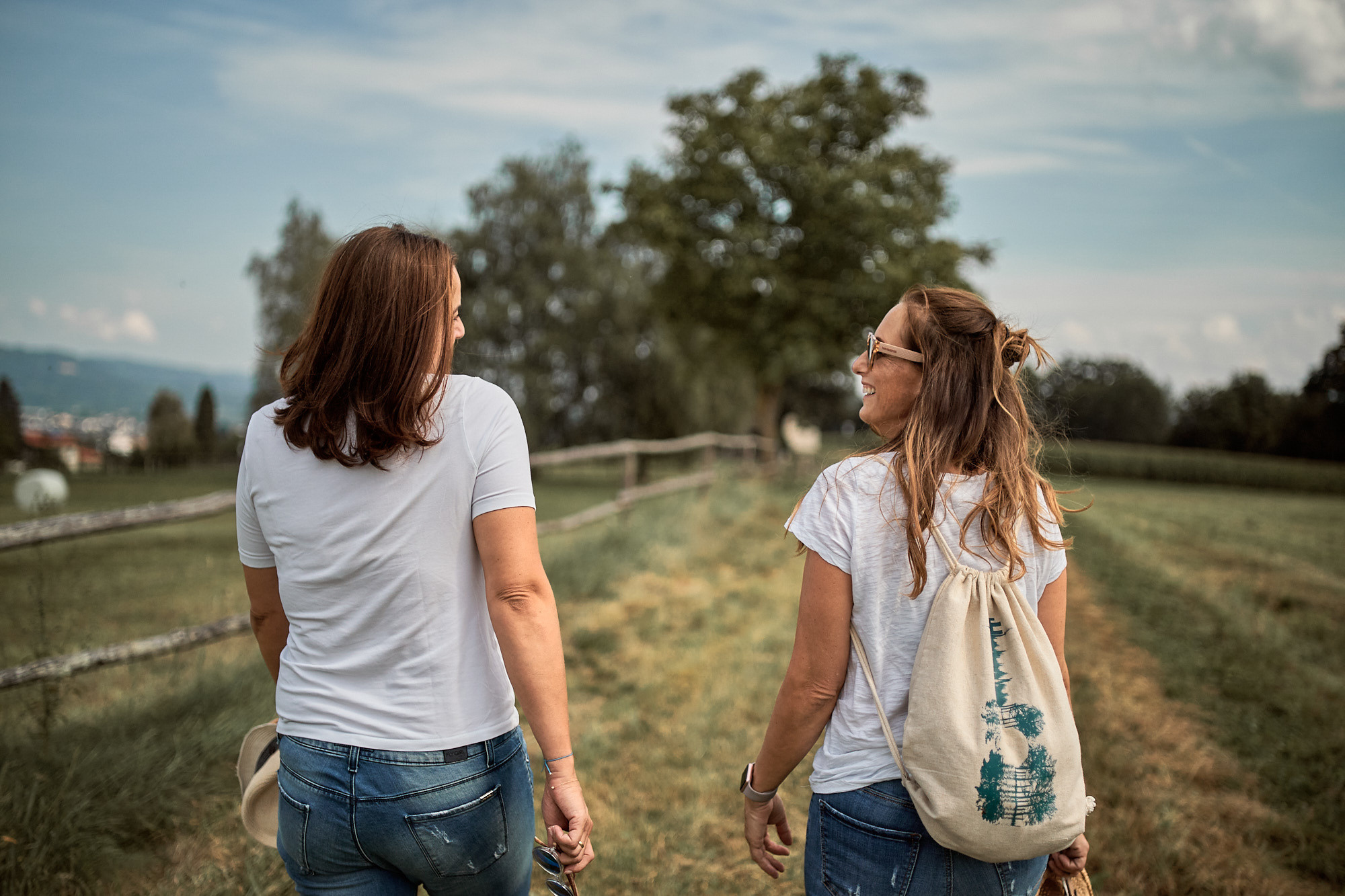 FRIENDS WILL BE FRIENDS. Professional garden design and photography services in London