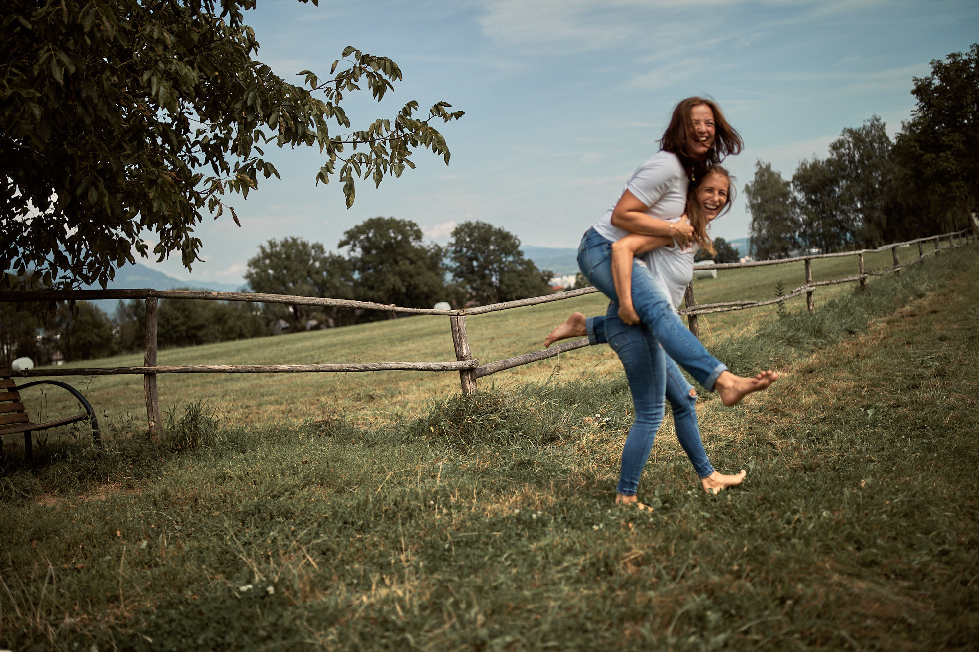 FRIENDS WILL BE FRIENDS. Professional garden design and photography services in London