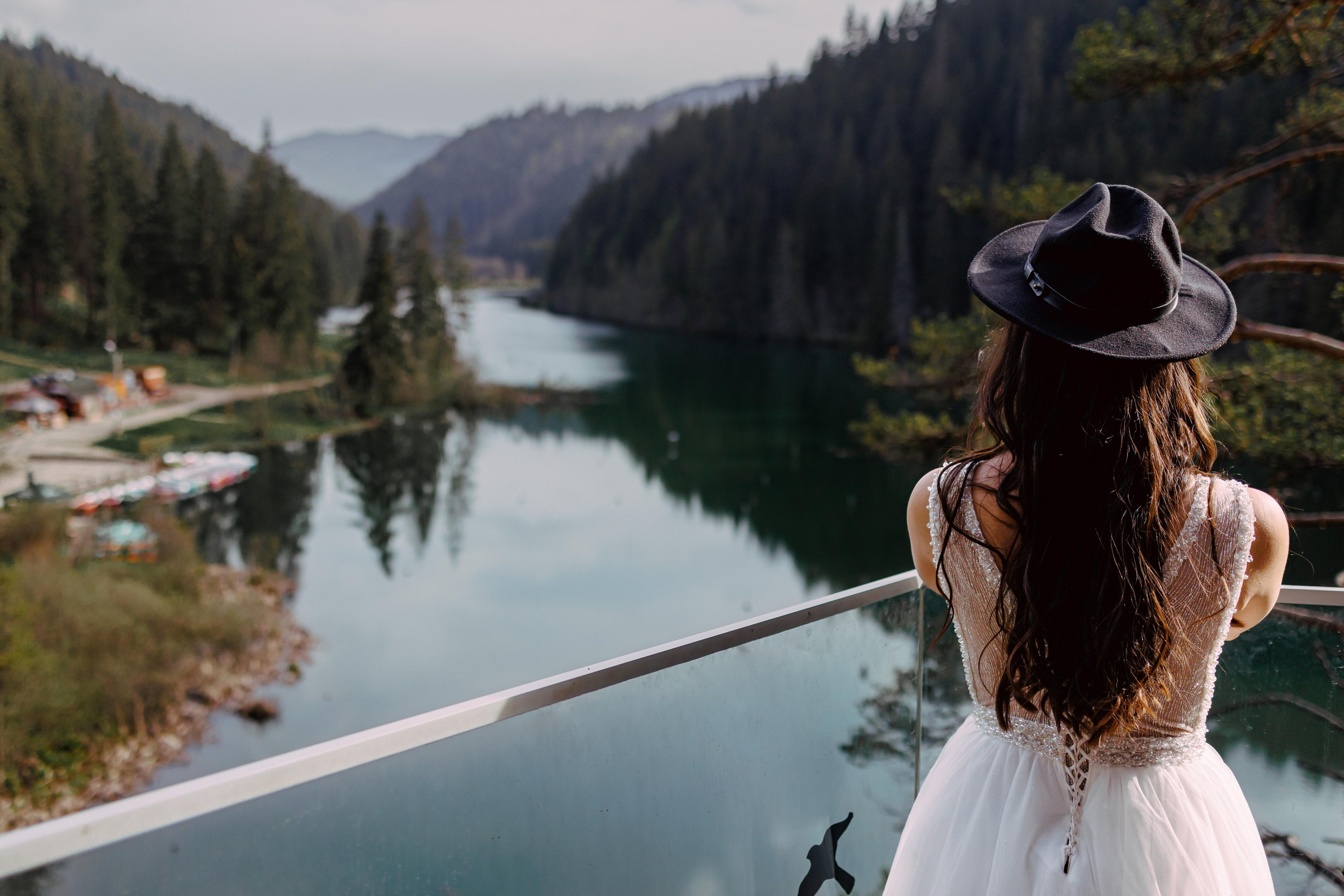 Lacul Roșu - Ivan & Cristina. Servicii foto-video!