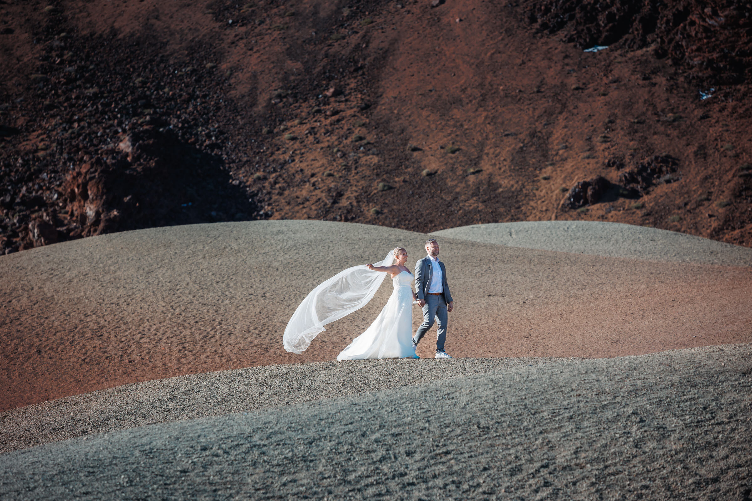 Price for Love Story and prospal Photo Shoot — wedding.fi