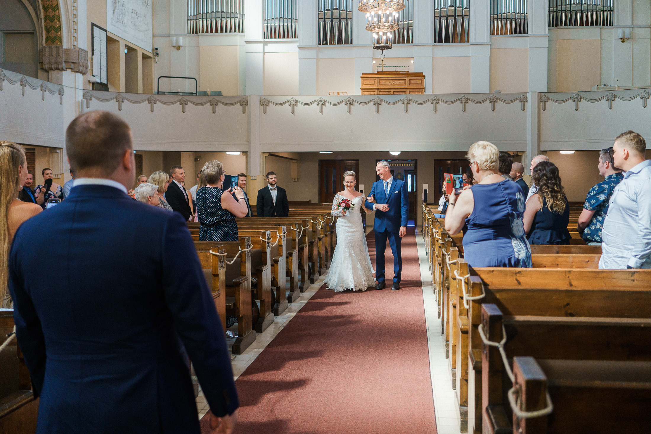 Heli&Sami, hääkuvaus Agroksenmäen holvikellari