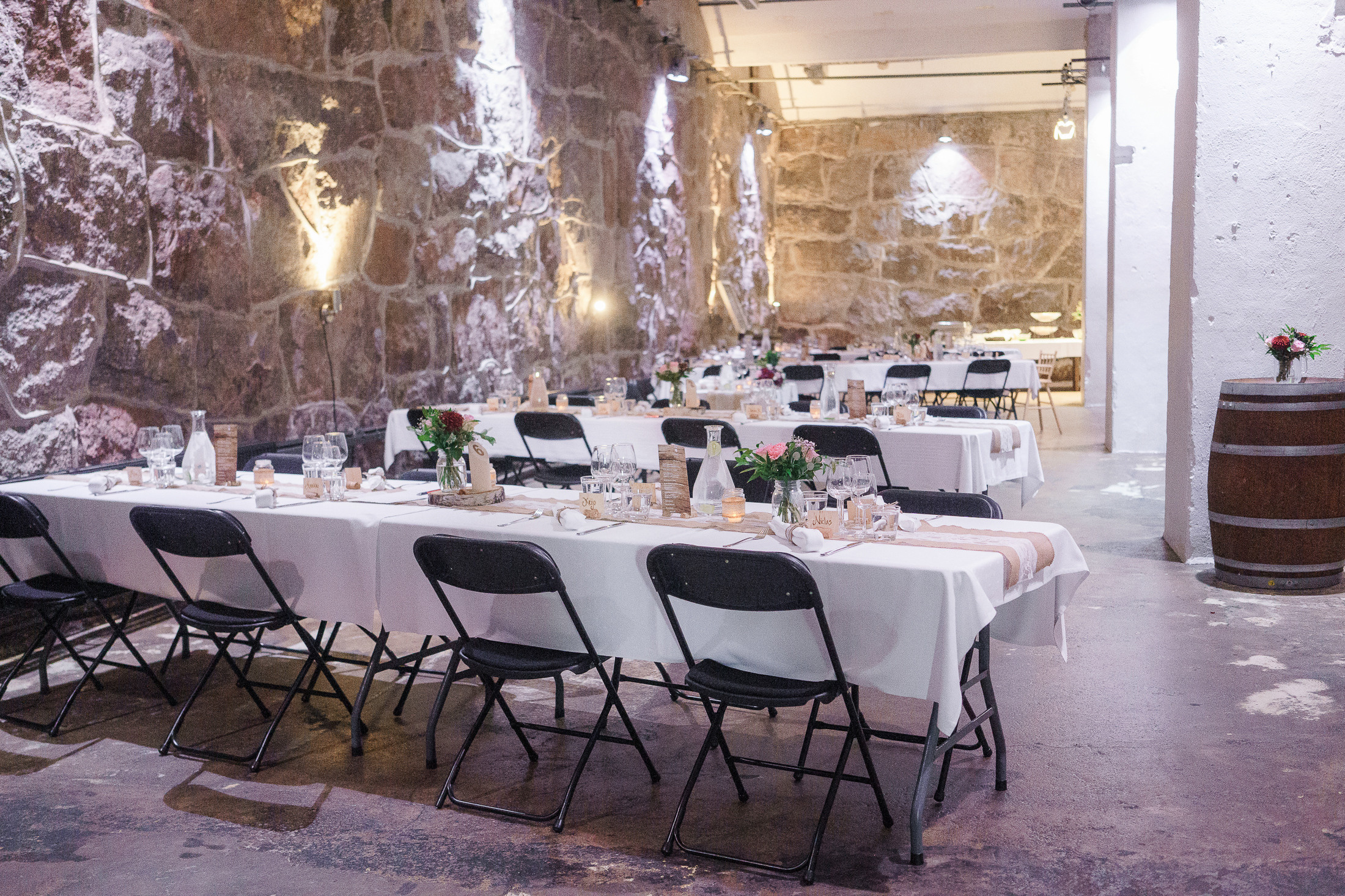 Heli&Sami, hääkuvaus Agroksenmäen holvikellari