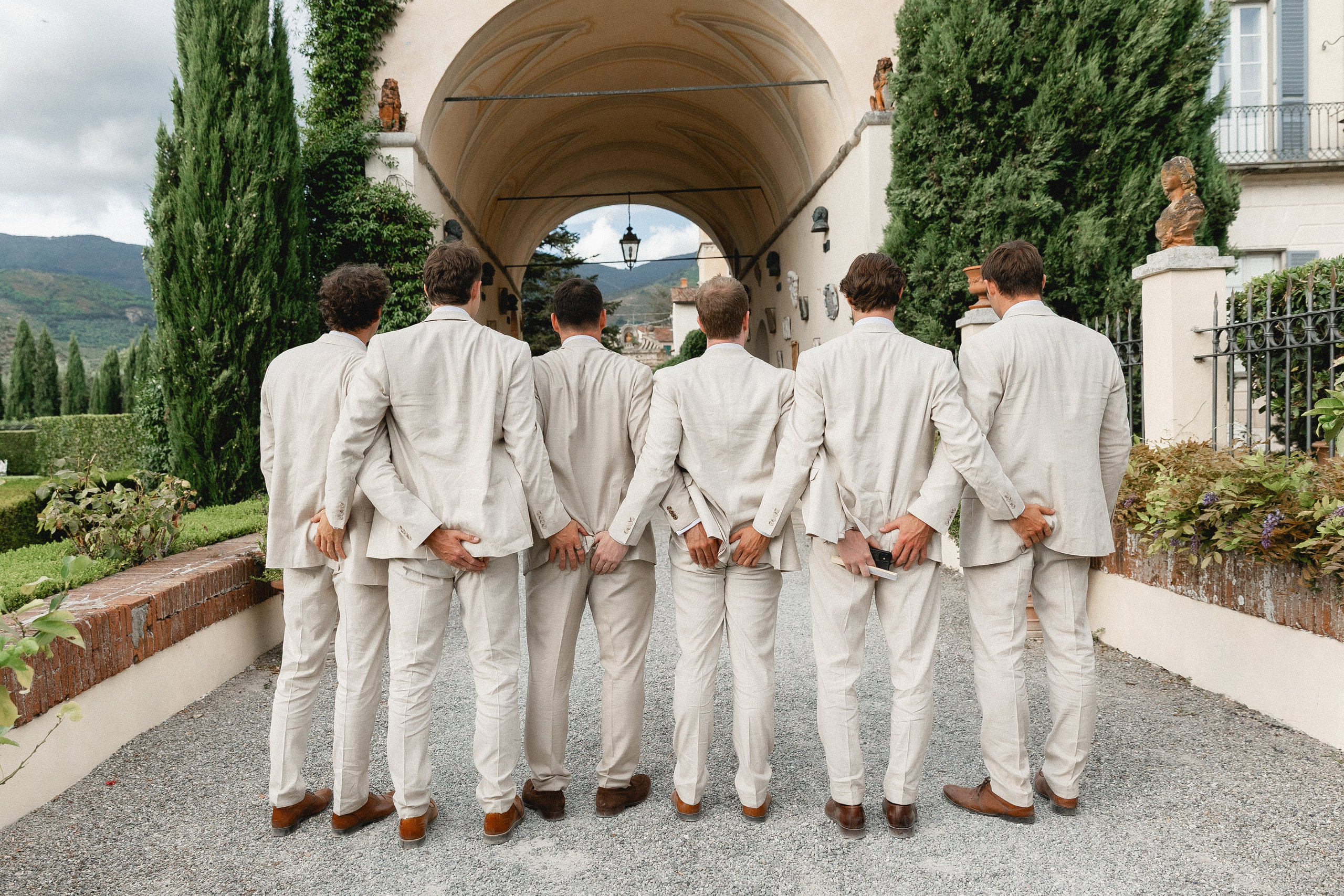 Diana & Thomas. Villa Scorzi, Tuscany. Digital + Film 35mm. Фотограф в Милане Анна Линник