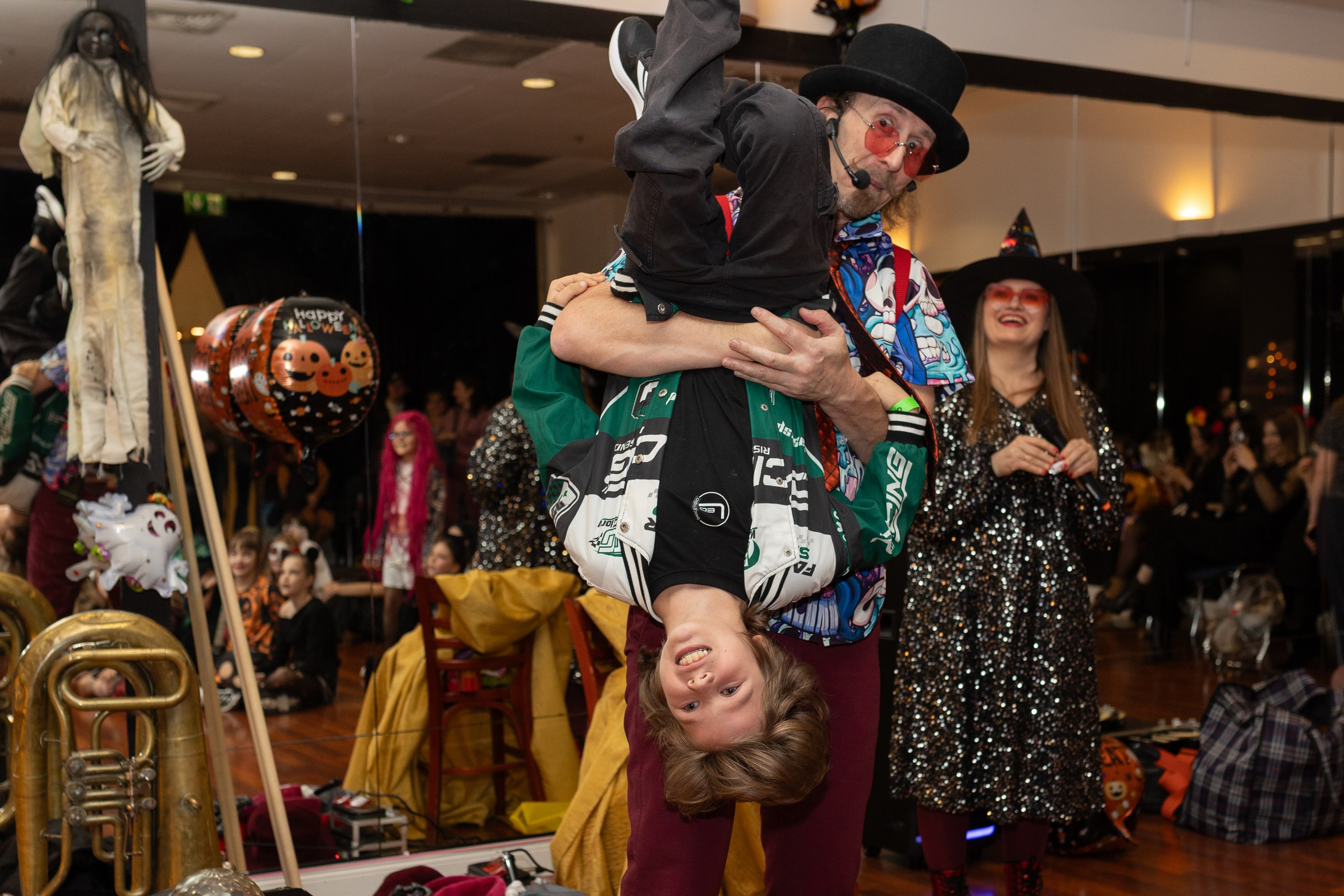 Leo dance studio Helloween 2025. Семейный и детский фотограф в Варшаве Мила Бобровская