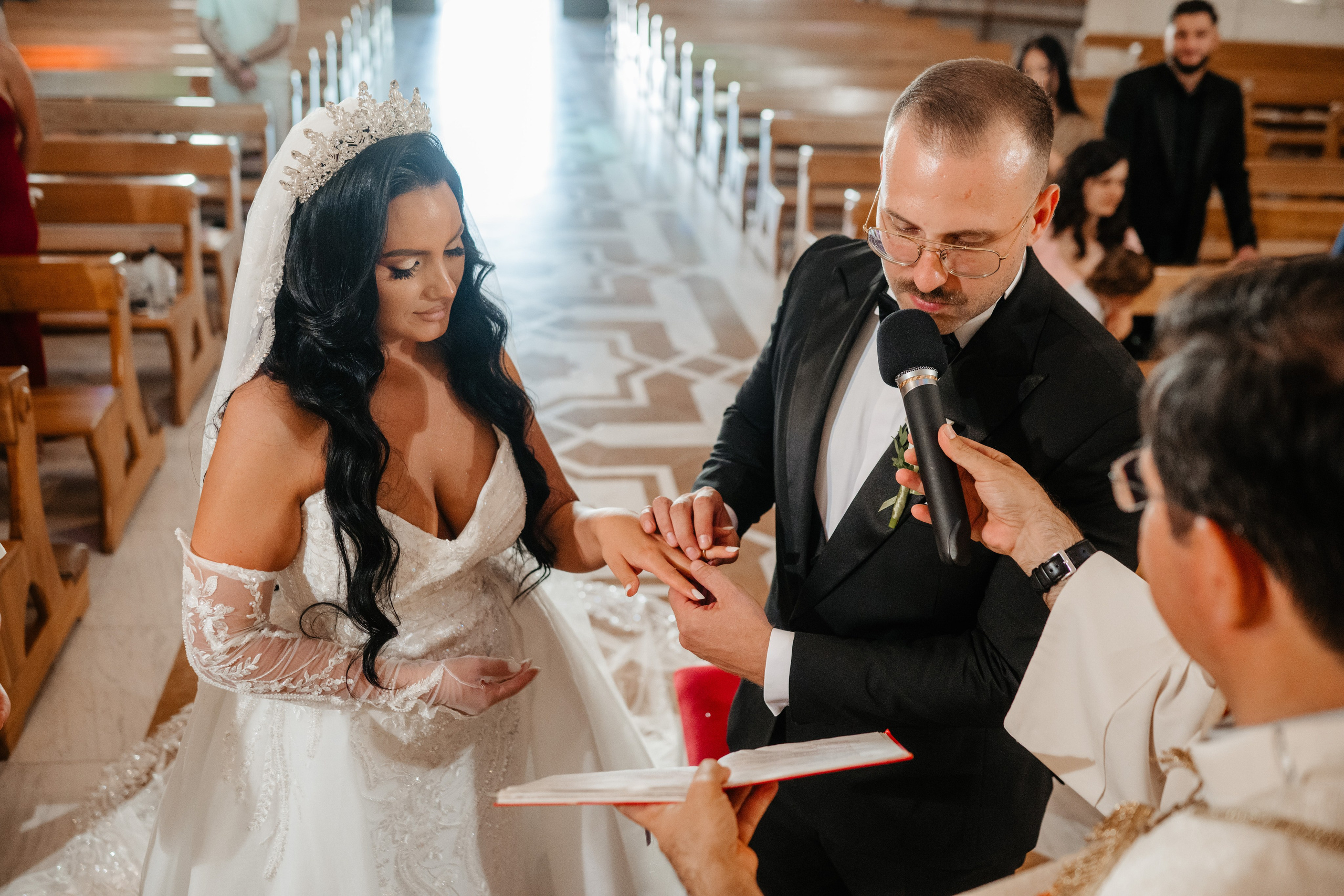 🤎 M a r i n a & A l i n - Wedding Day Preview. Wedding & Family Photographer