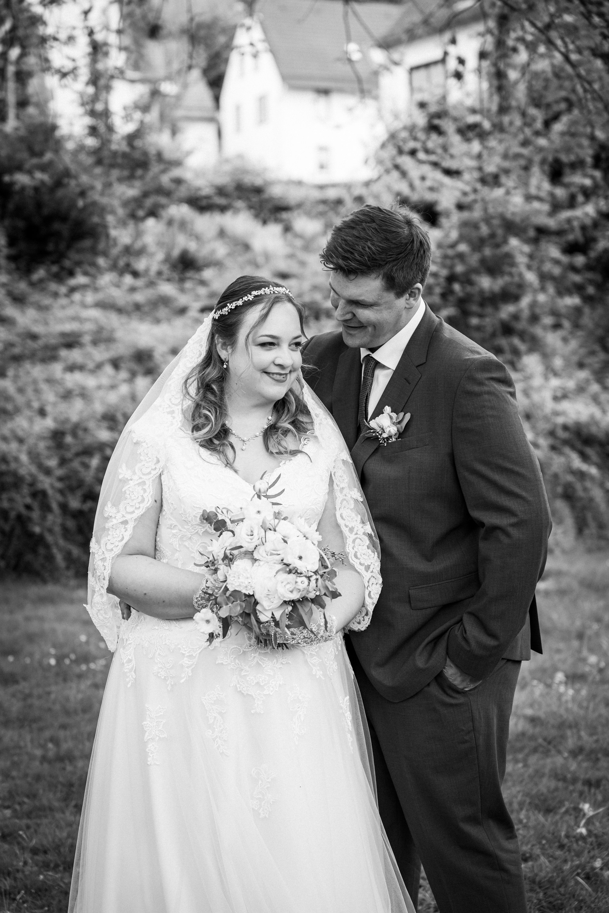 Kirchliche Trauung in Oerlinghausen. Hochzeitfotograf in Bielefeld