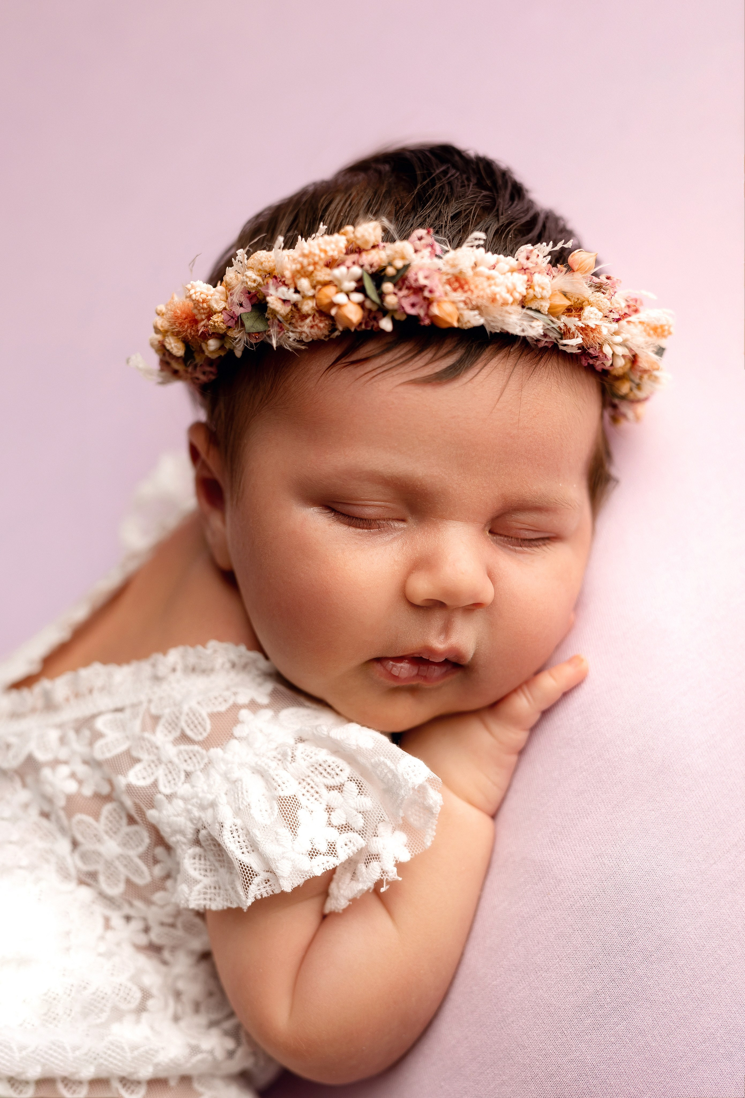 Neugeborene. NEUGEBORENEN und BABY Fotografin in WIEN und Umgebung