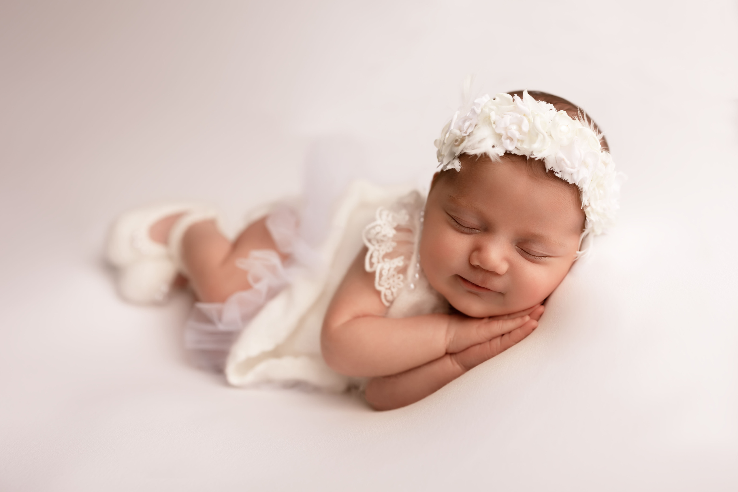 LA DELICATEZZA DI AGATA - FOTOGRAFO NEONATI RAVENNA. Yulisphotography Ravenna - Fotografo Romagna // Fotografo Gravidanza