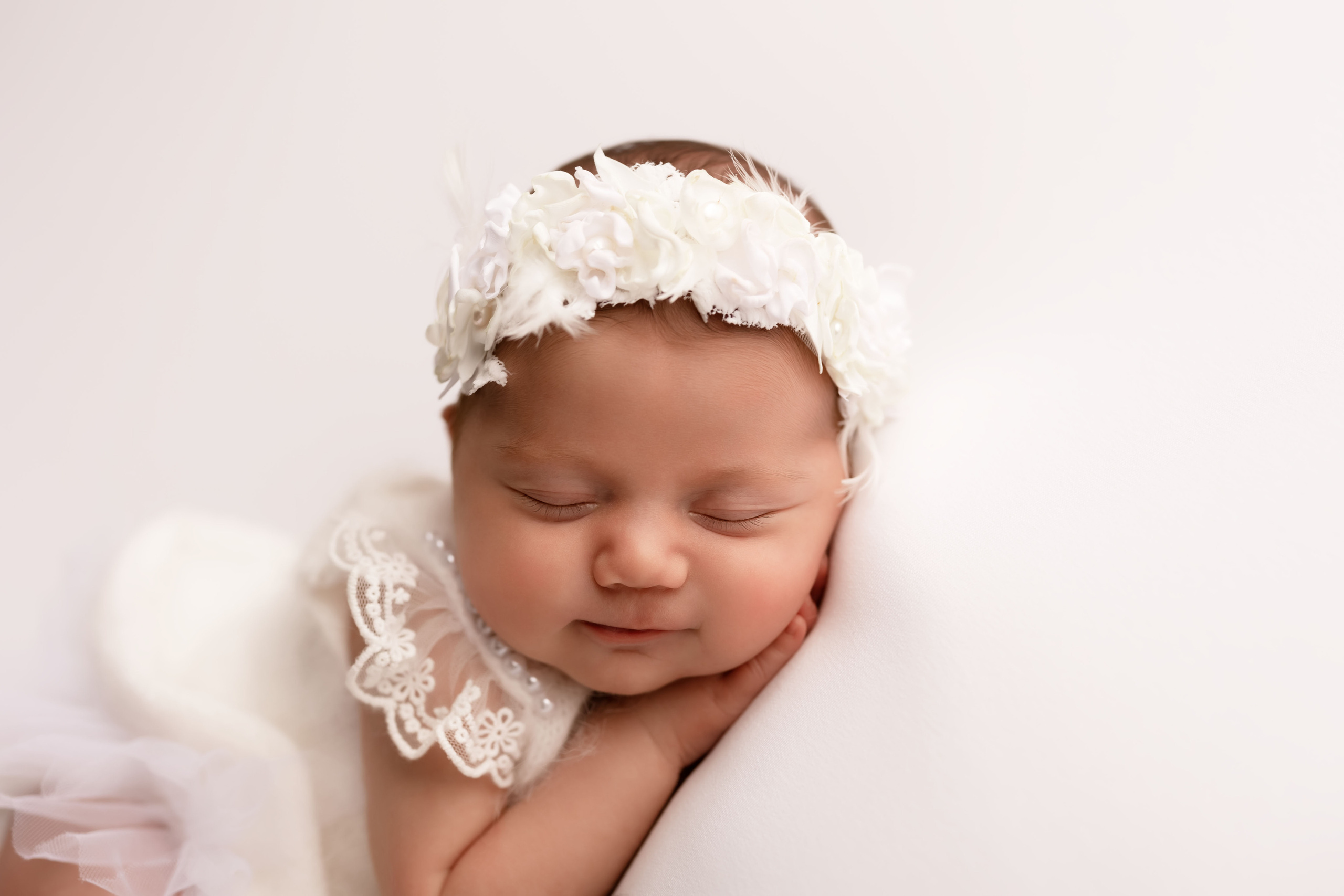 LA DELICATEZZA DI AGATA - FOTOGRAFO NEONATI RAVENNA. Yulisphotography Ravenna - Fotografo Romagna // Fotografo Gravidanza