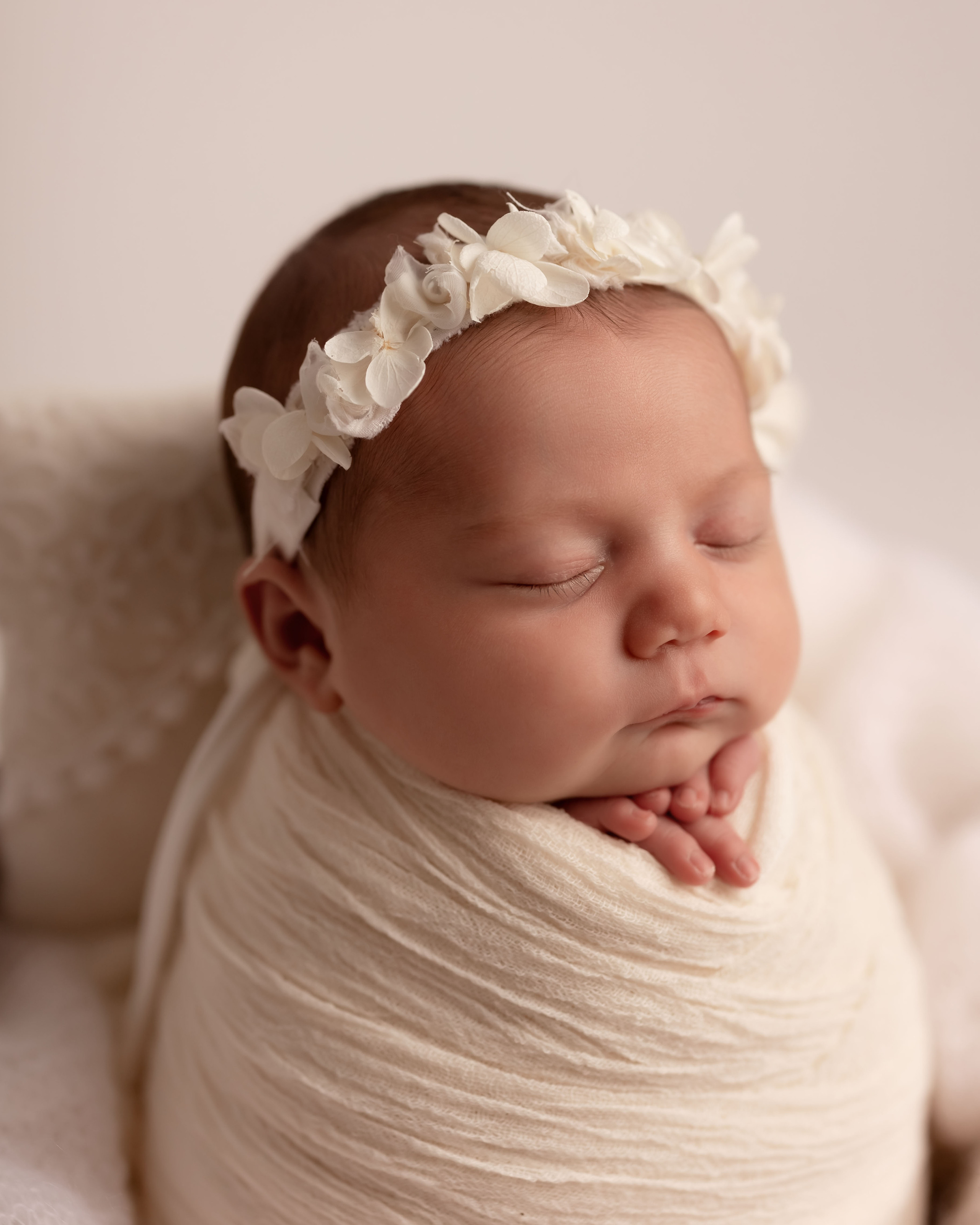 LA DELICATEZZA DI AGATA - FOTOGRAFO NEONATI RAVENNA. Yulisphotography Ravenna - Fotografo Romagna // Fotografo Gravidanza