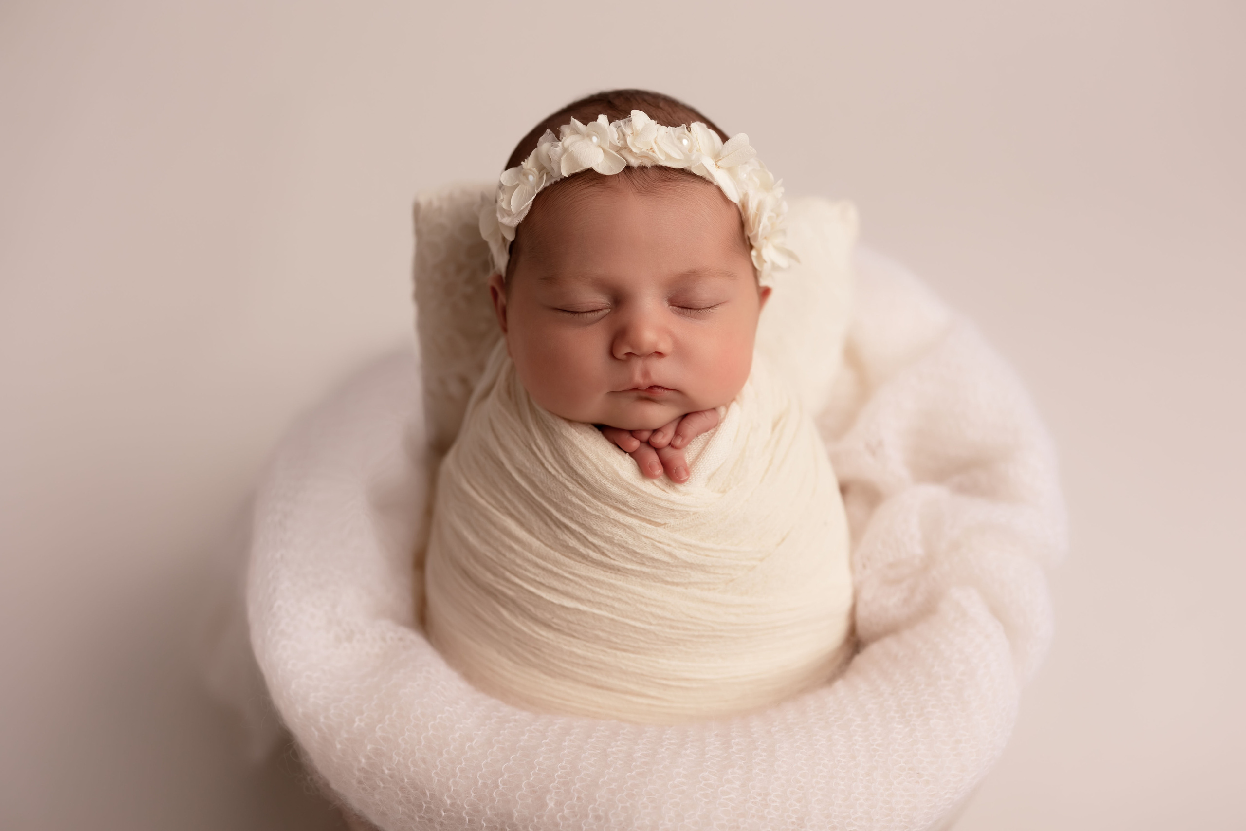 LA DELICATEZZA DI AGATA - FOTOGRAFO NEONATI RAVENNA. Yulisphotography Ravenna - Fotografo Romagna // Fotografo Gravidanza