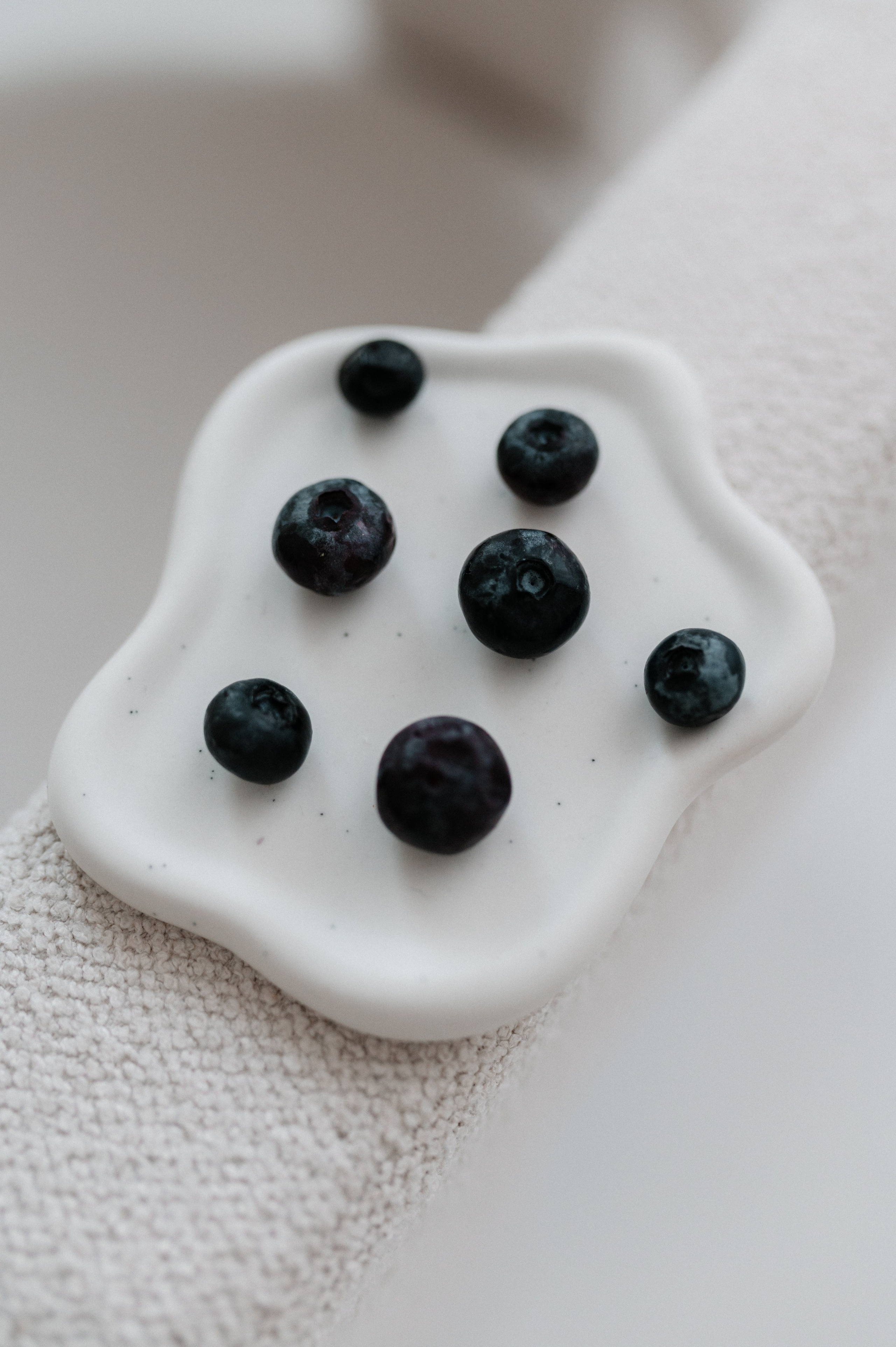 Beauty by Vovk cosmetologist in Prague. ANNA-MARIA PHOTO CONTENT CREATOR — fotograf, estét, umělec a vizuální expert na Instagram v Praze