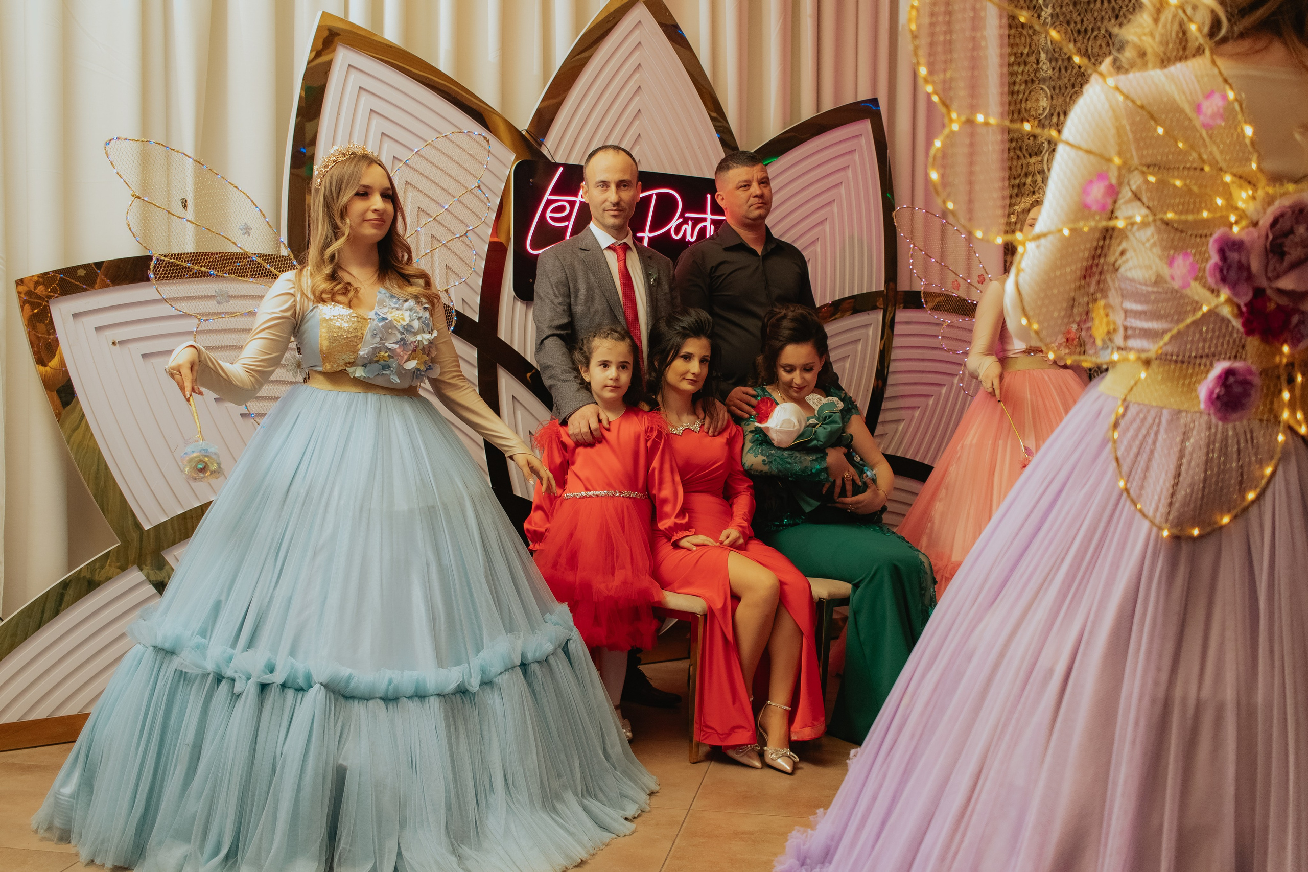 Kevin. Fotograf si videograf — evenimente si studio