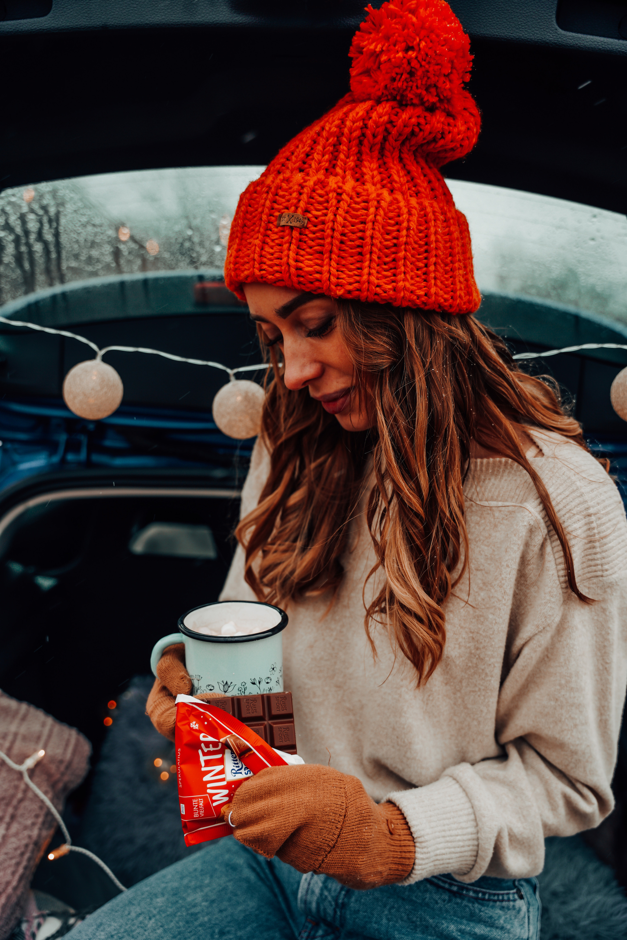 Helga Car Christmas photoshoot. Семейный фотограф Плзень Анита Дергачева