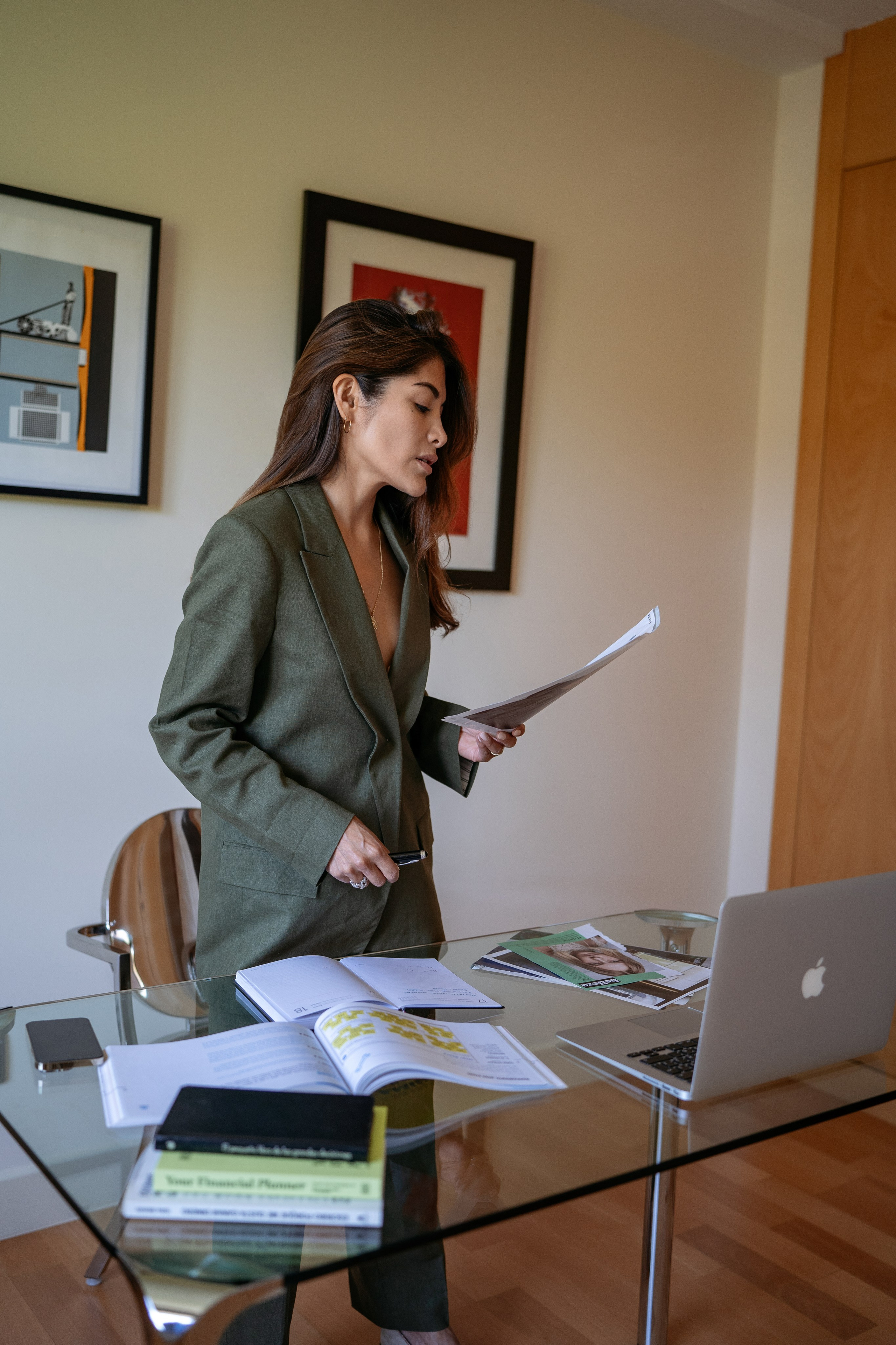 Business portraits photographer Madrid. Photographer in Madrid, Spain. Alyona Belyaninova