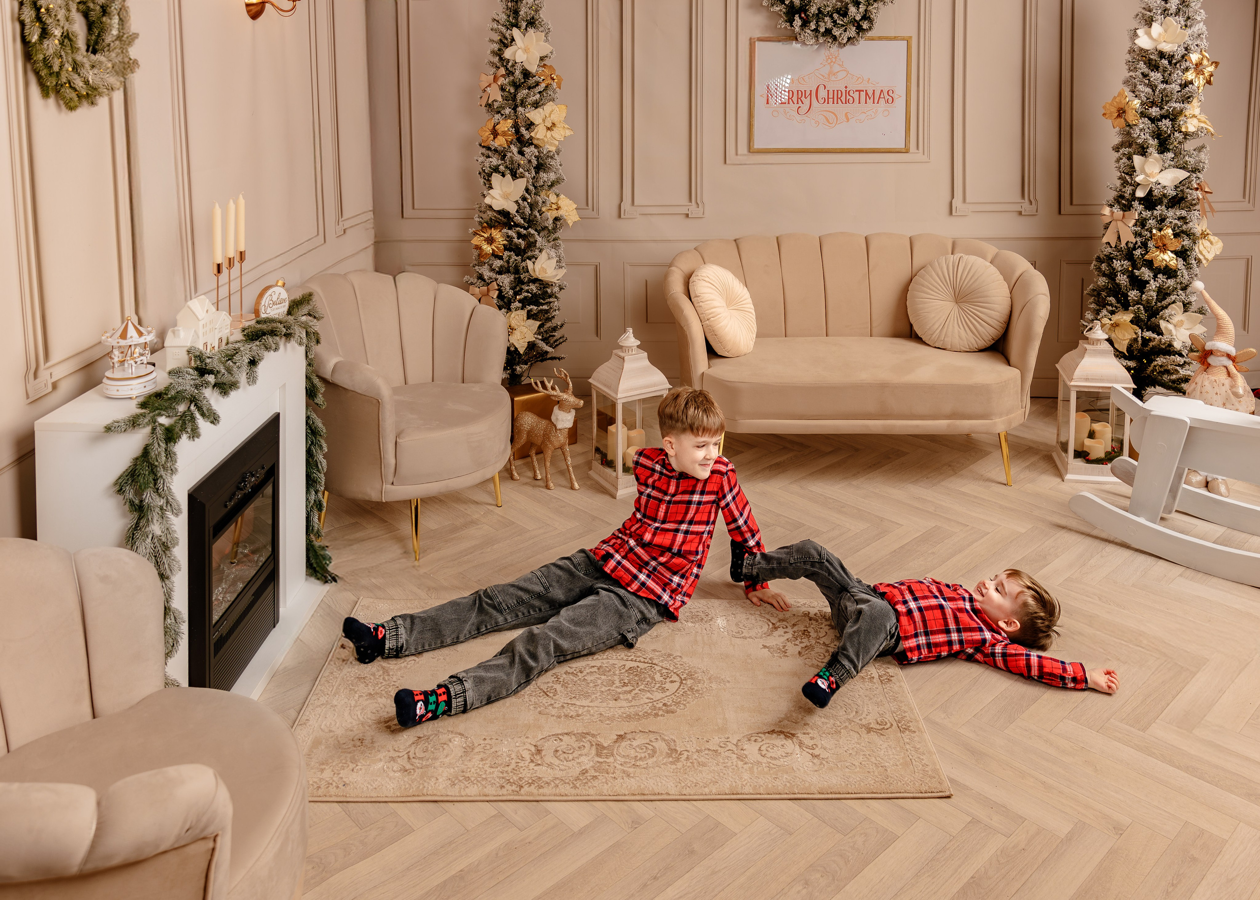 Sedinte foto craciun. Lucian Dedeu — Fotograf