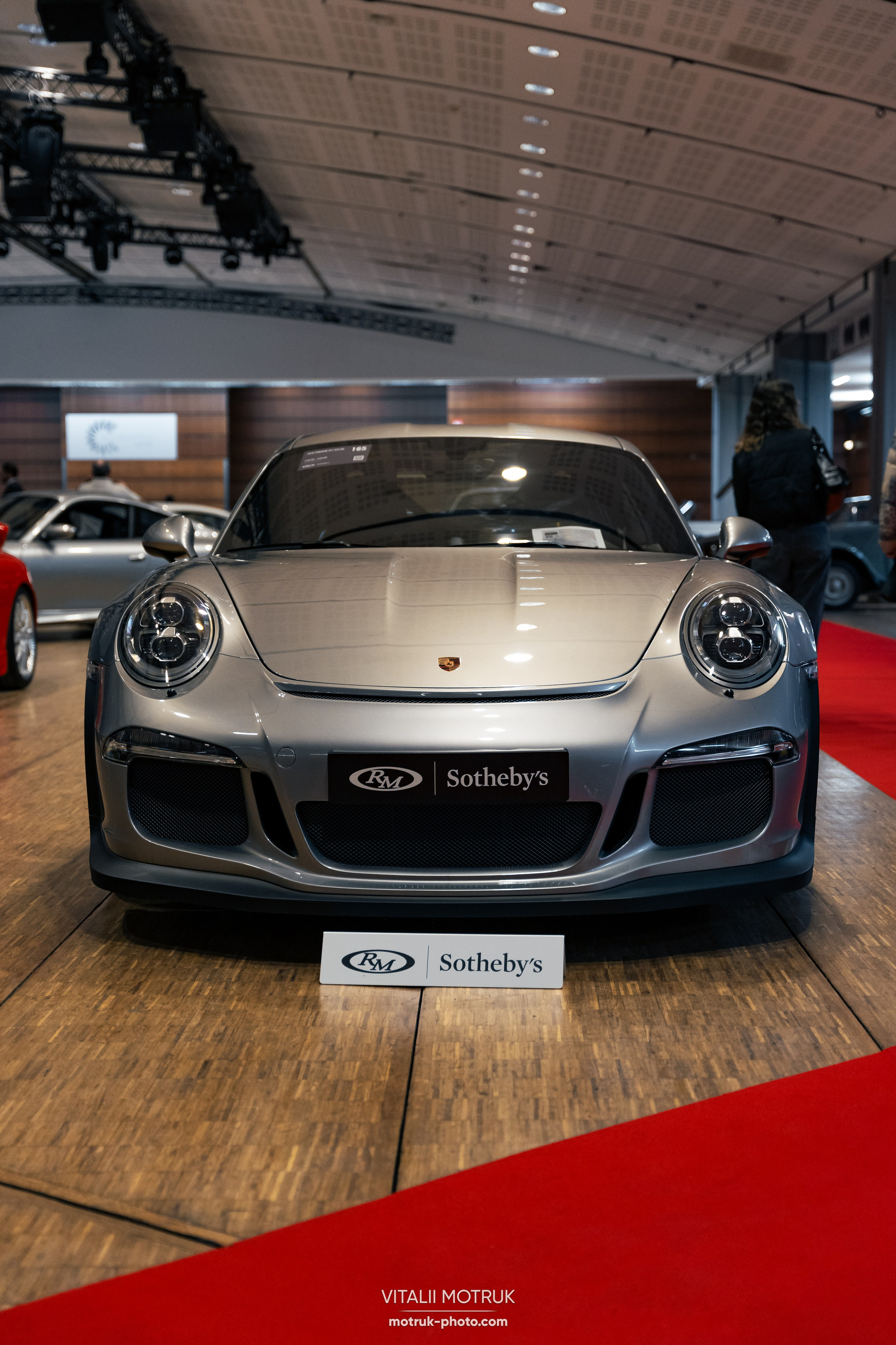 RM Sothebys 2025. Photographe de voitures à Paris — Vitalii Motruk