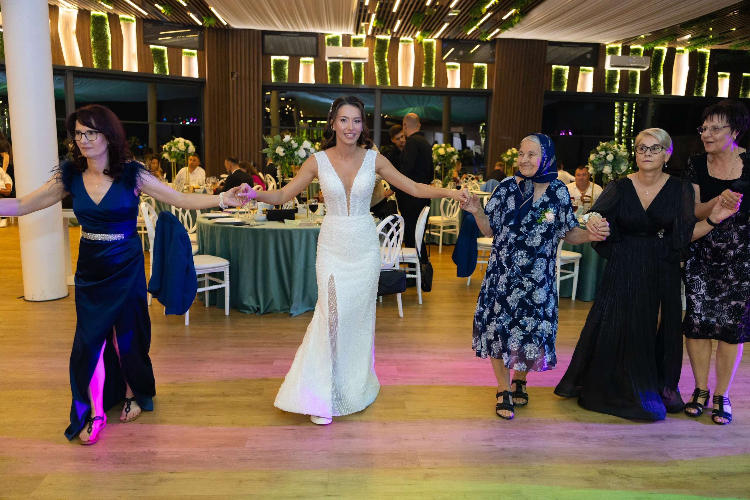 Costi & Madalina. Fotograf de nunta — Ionut Belea dar si evenimente corporate din Romania