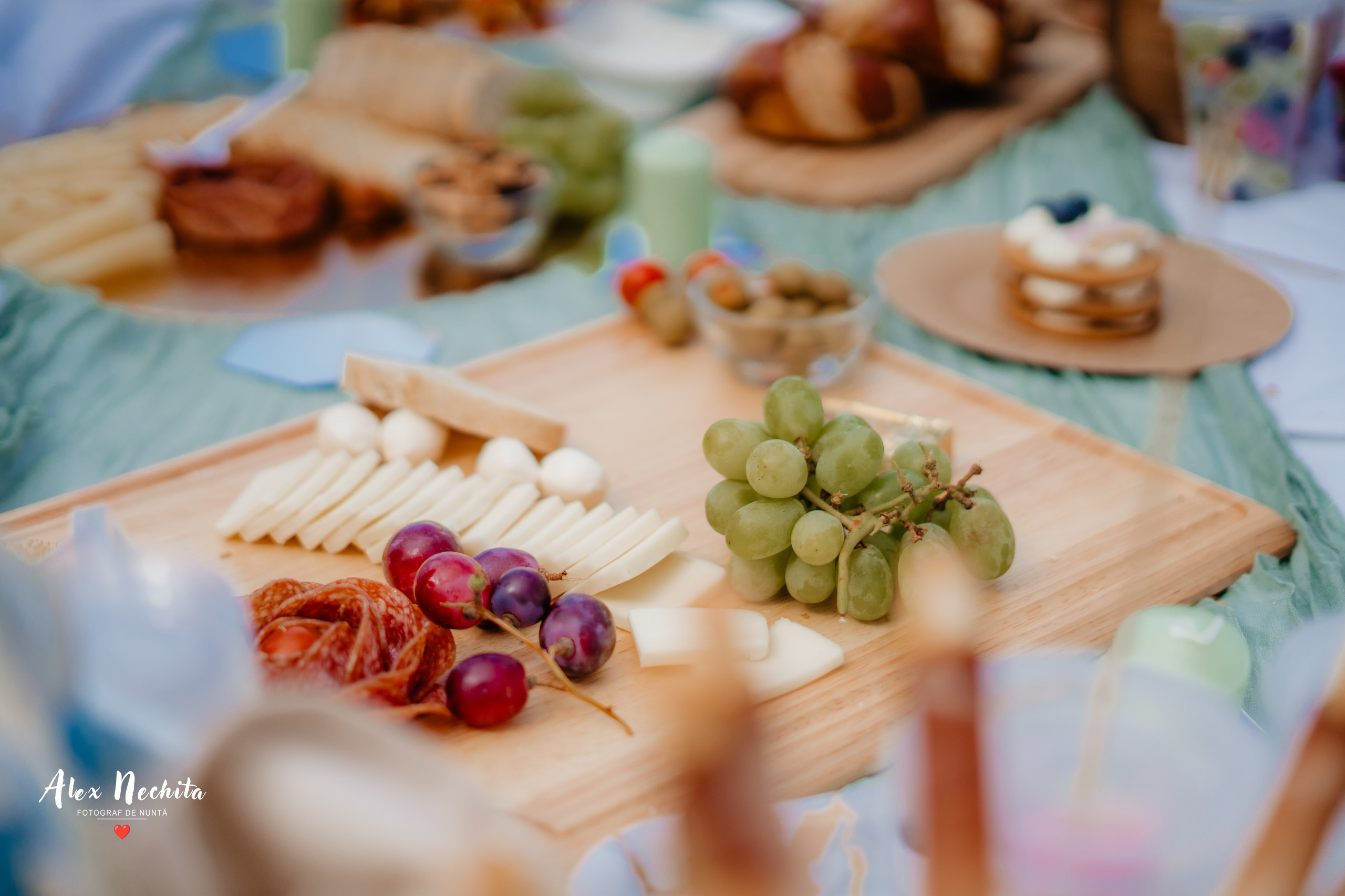 Aniversare în parc. Foto-Video Nunta Iasi, Suceava, Bucuresti / Disponibilitate 2025 — 2026 — 2027