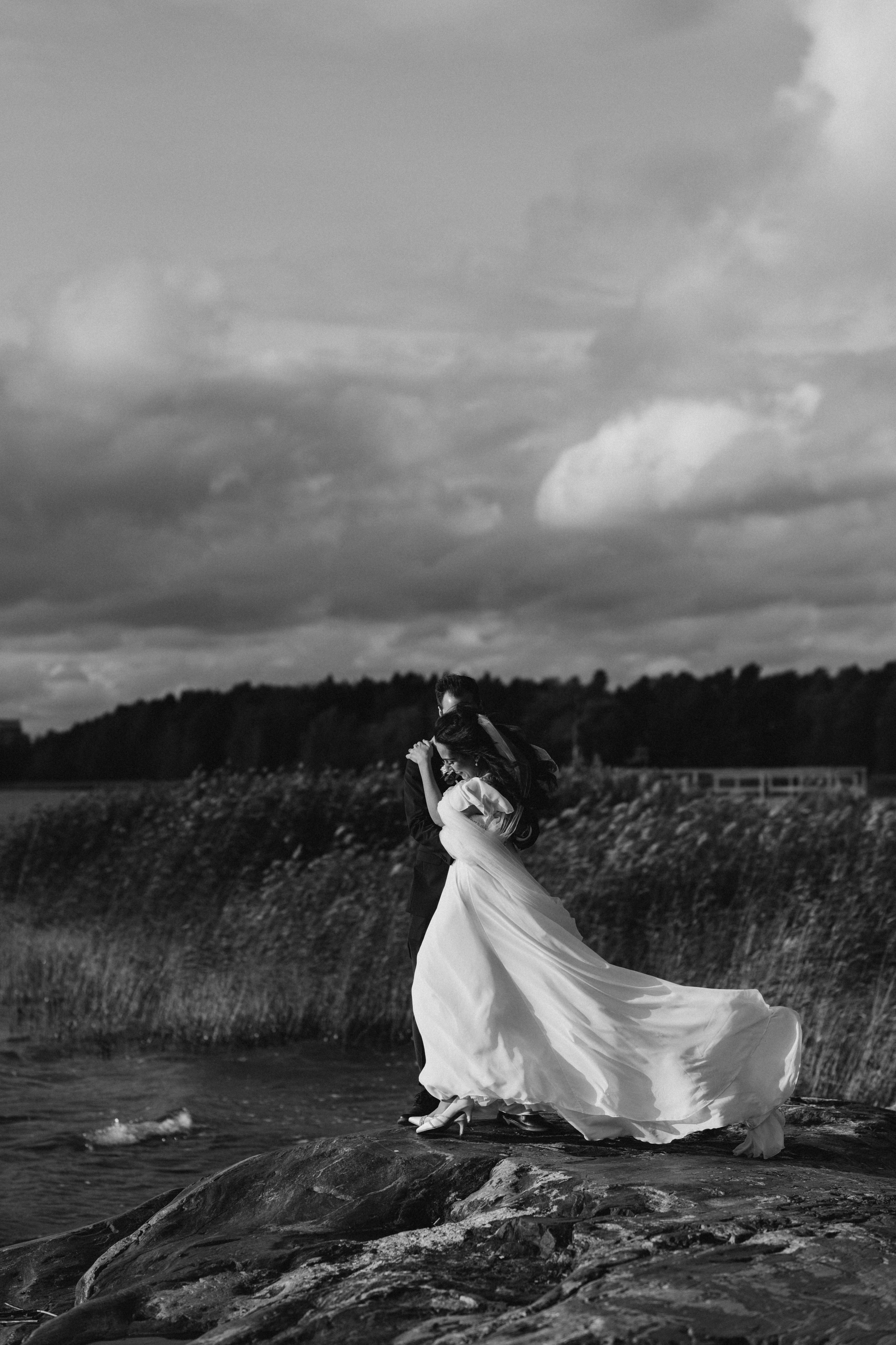 W&S. Wedding and portrait photographer in Helsinki Vickan O