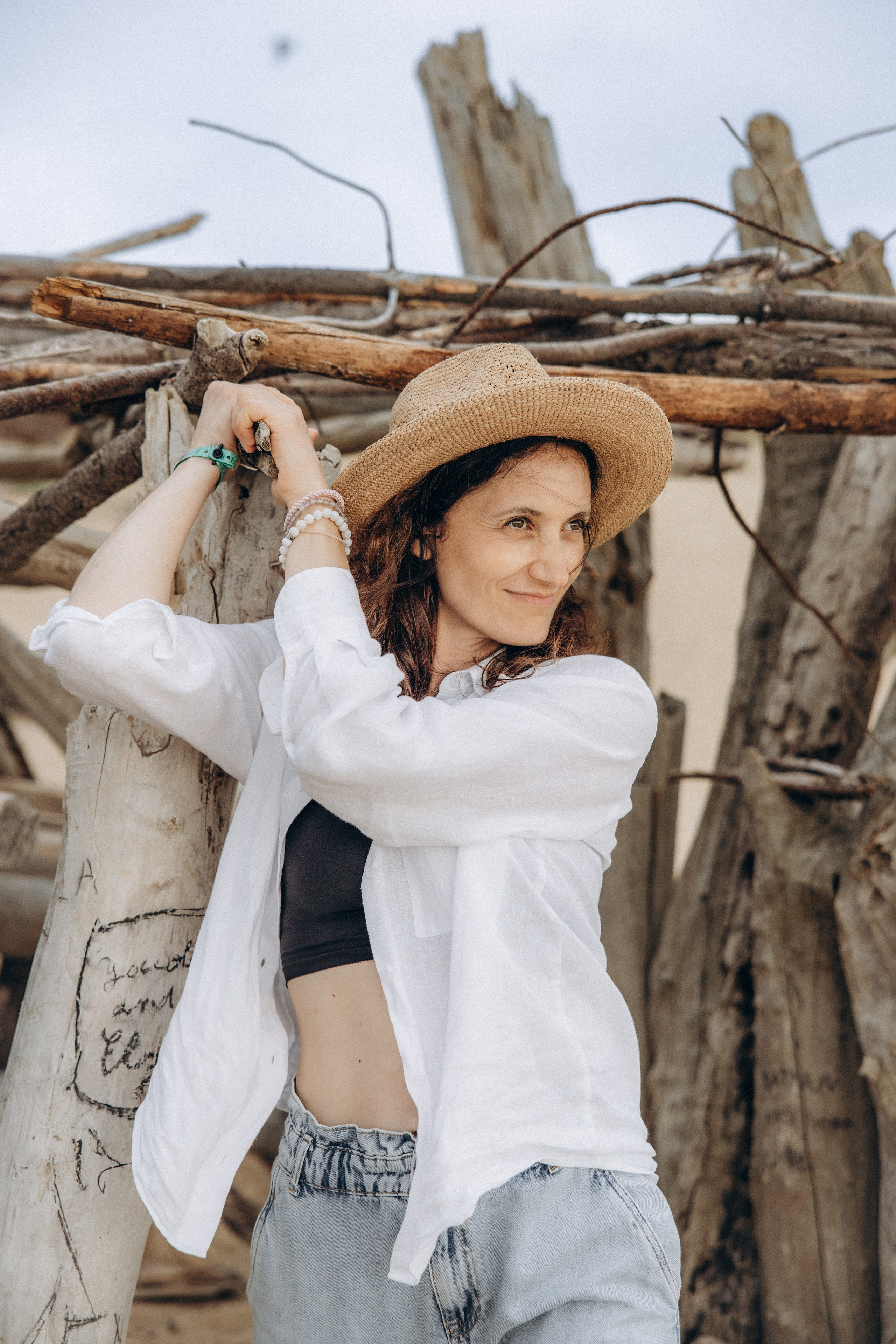 Family photoshoot by the ocean. Labenne Ocean Beach 2024. Eugenie Smirnova — wedding, corporate and lifestyle photographer in Toulouse and Southwest France